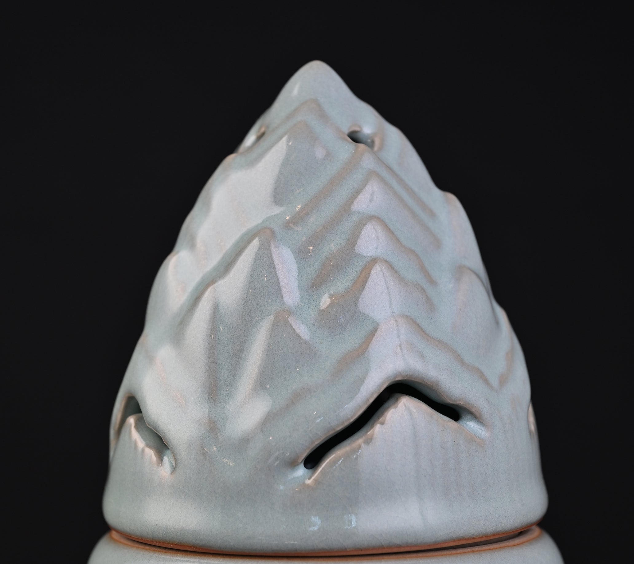 Natural Mineral Sky Blue Glaze Boshan Incense Burner