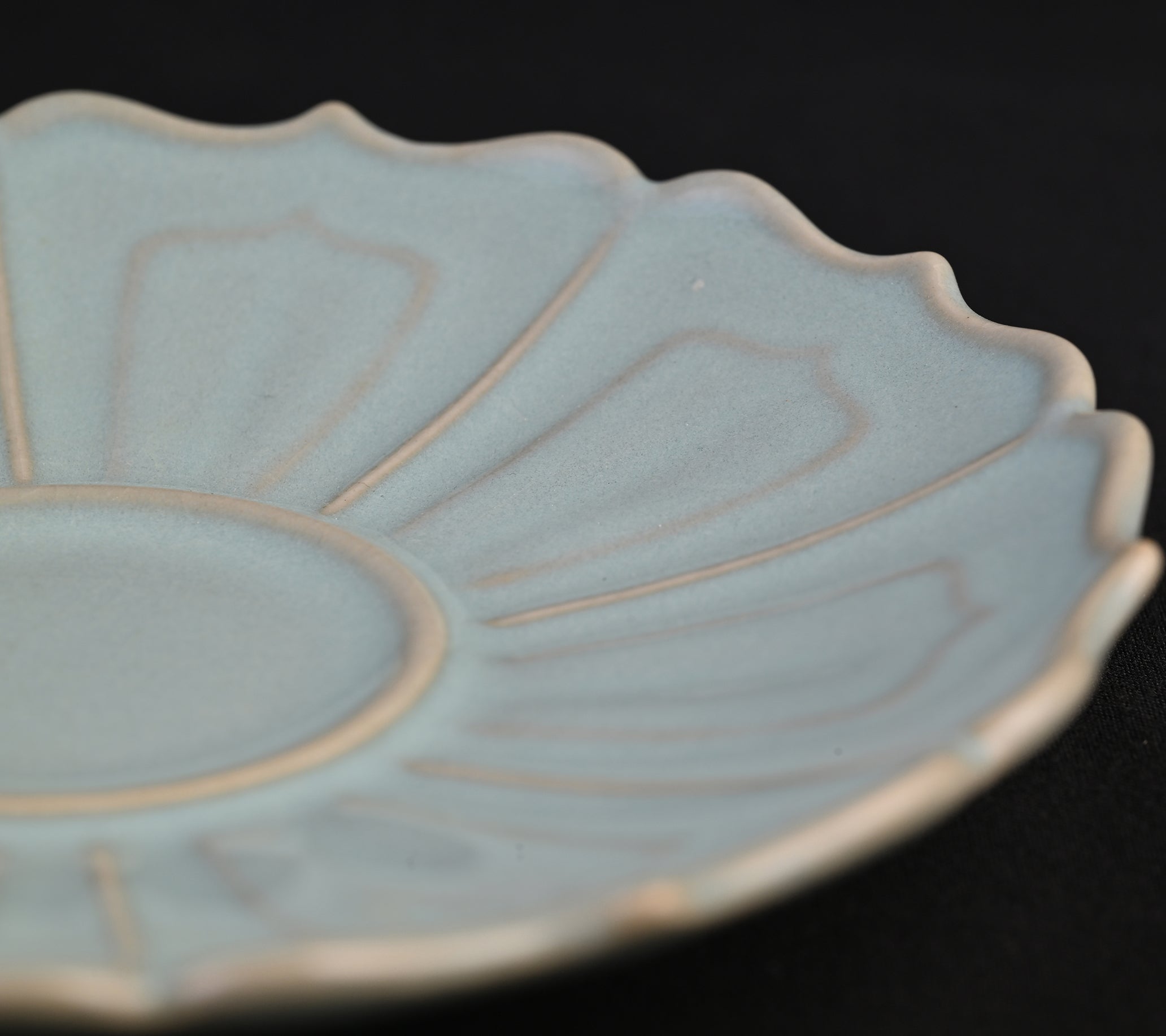 Natural Mineral Sky Blue Glaze Lotus Flower Teacup