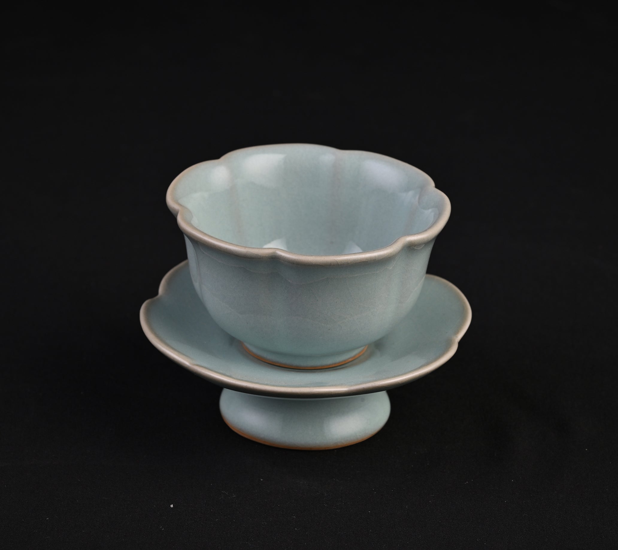 **Natural Mineral Sky Celadon Plum Blossom Tea Bowl**