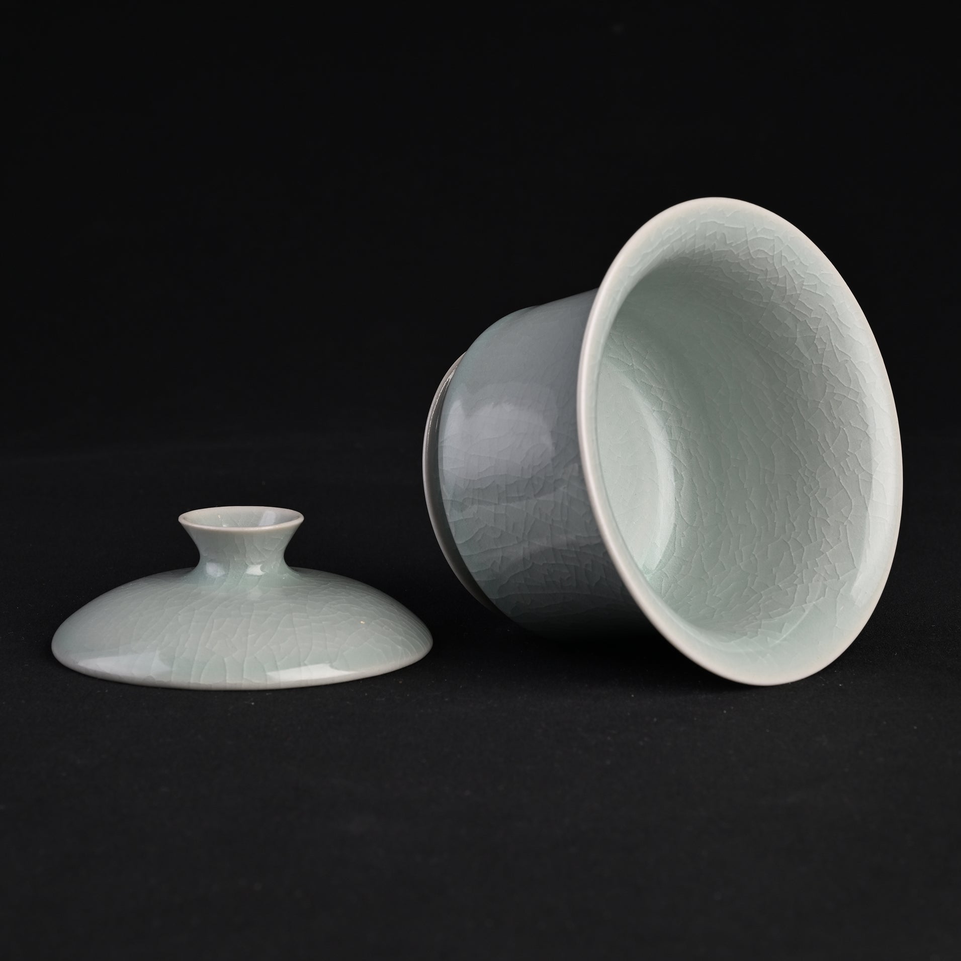 Natural Mineral Verdant Green Glaze Horseshoe Lid Bowl