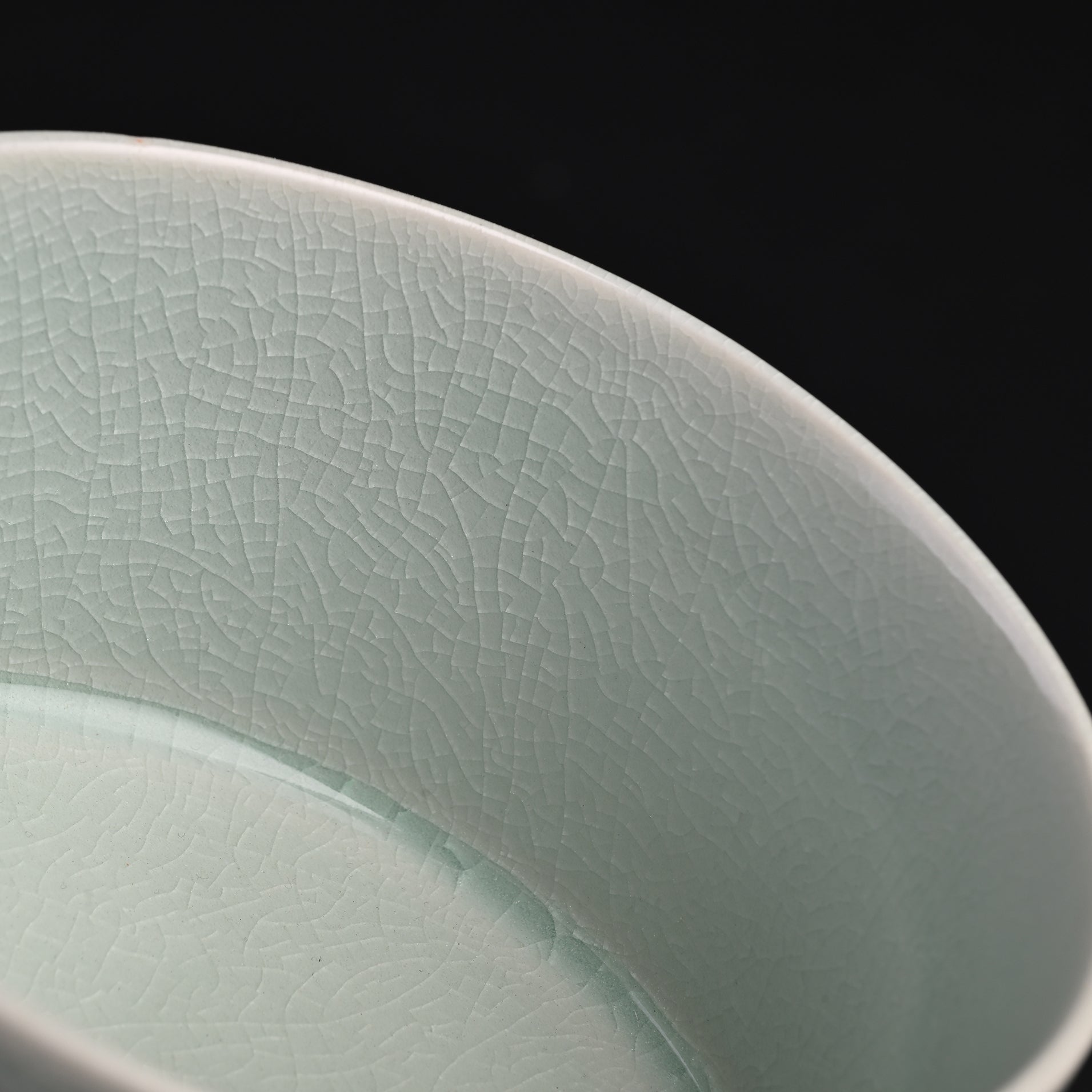 Natural Mineral Verdant Green Glaze String-Patterned Barrel
