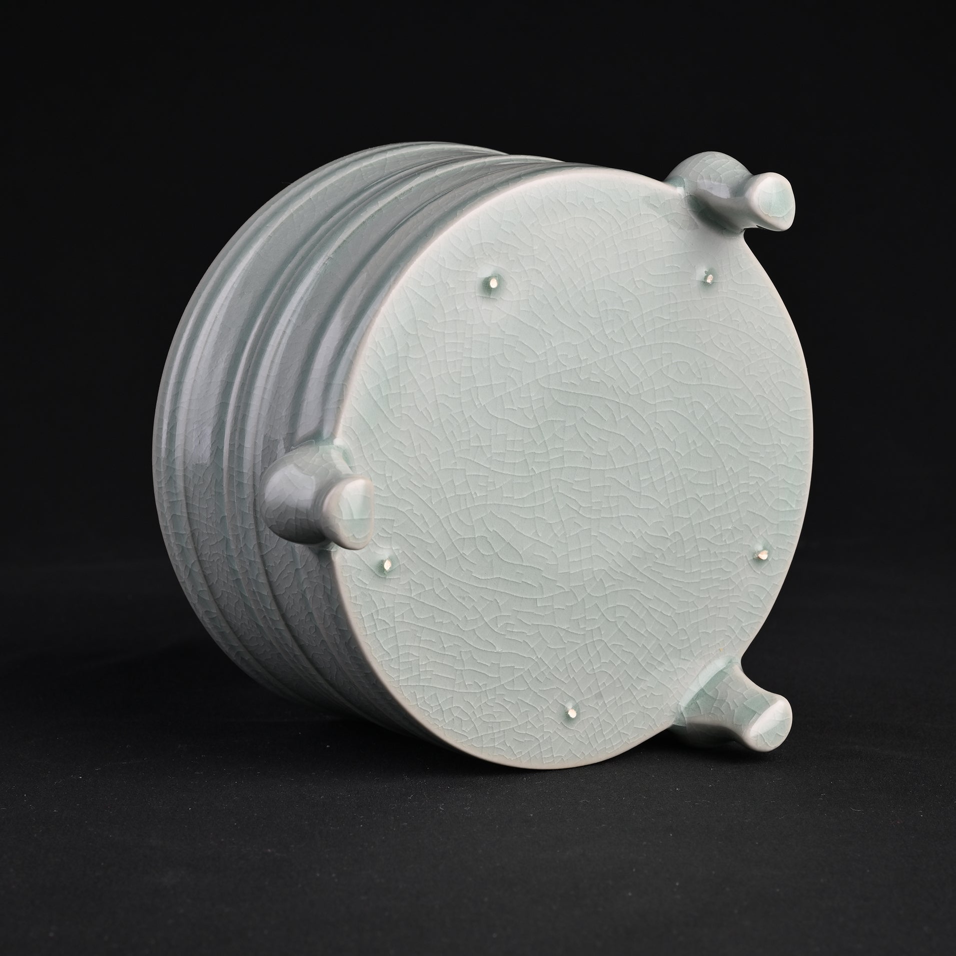 Natural Mineral Verdant Green Glaze String-Patterned Barrel