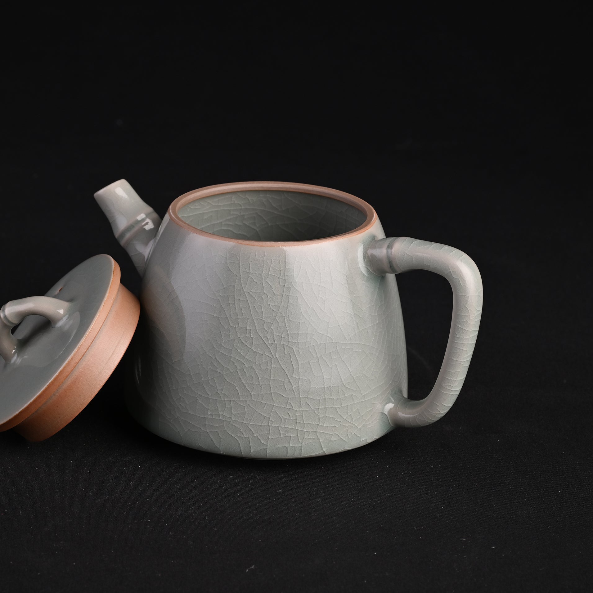 Natural Mineral Blue-Green Glaze “Take-kun” Teapot