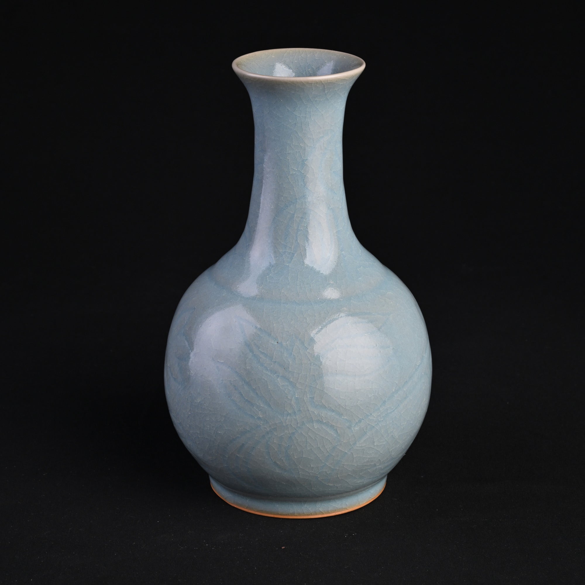 Natural Mineral Sky-Blue Glaze Yuhuchunping Vase (Large)