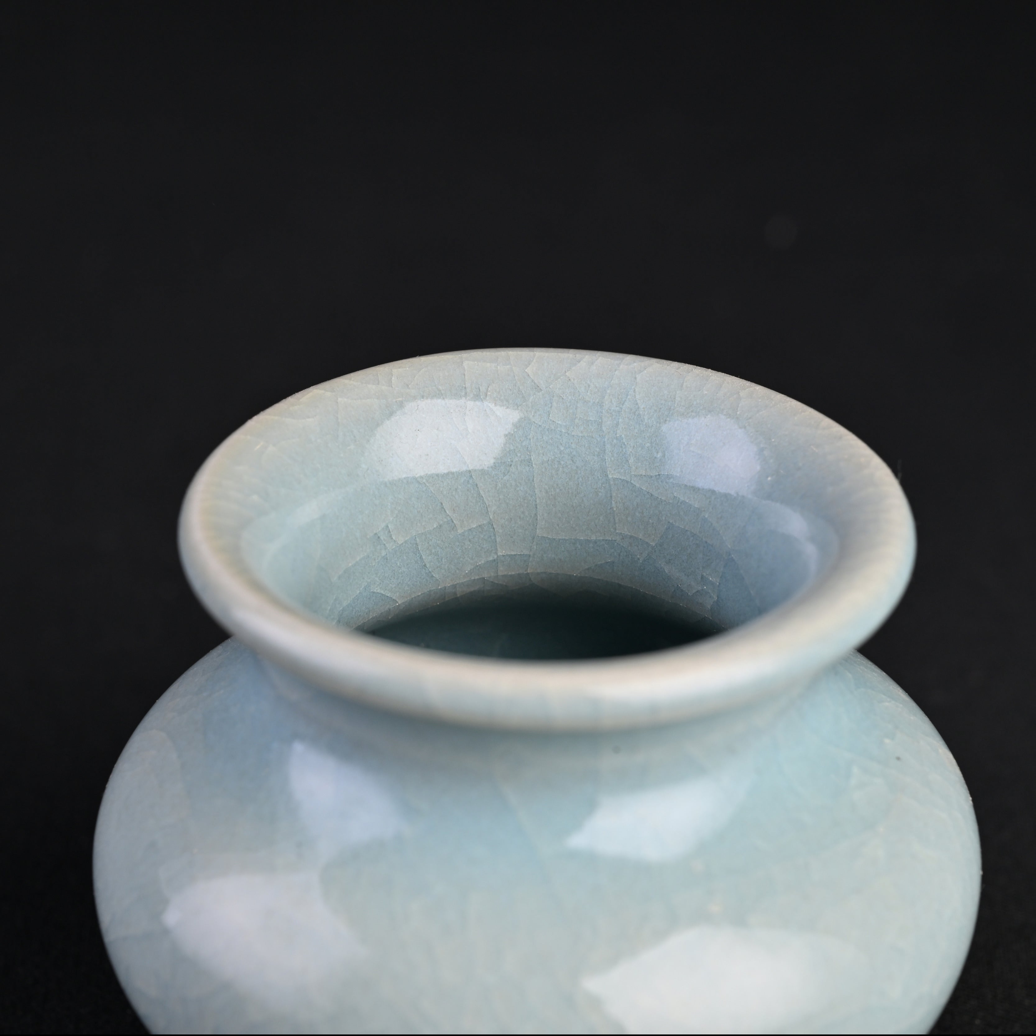 Natural Mineral Sky-Blue Glaze Qin-Style Incense Burner