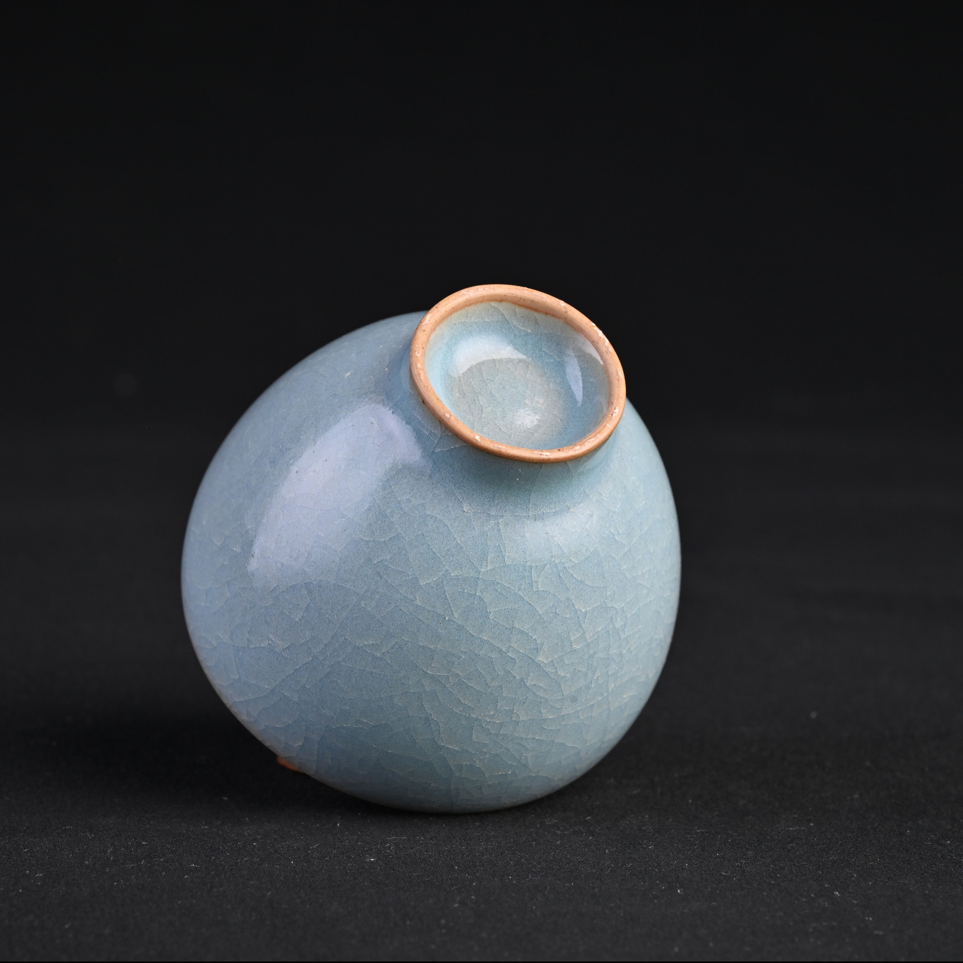 Natural Mineral Sky-Blue Glaze Imperial Concubine Cup