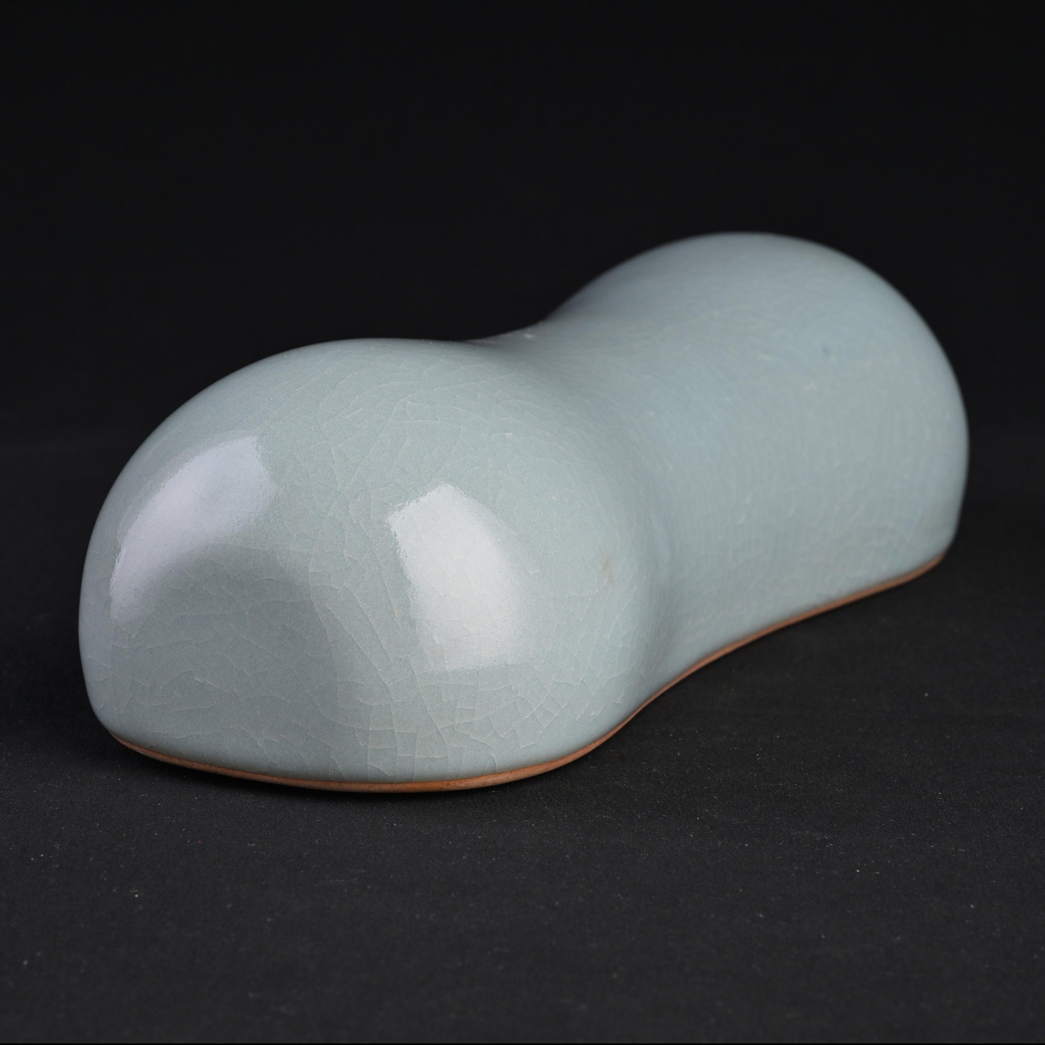 Natural Mineral Sky-Blue Glaze Ceramic Pillow Ornament