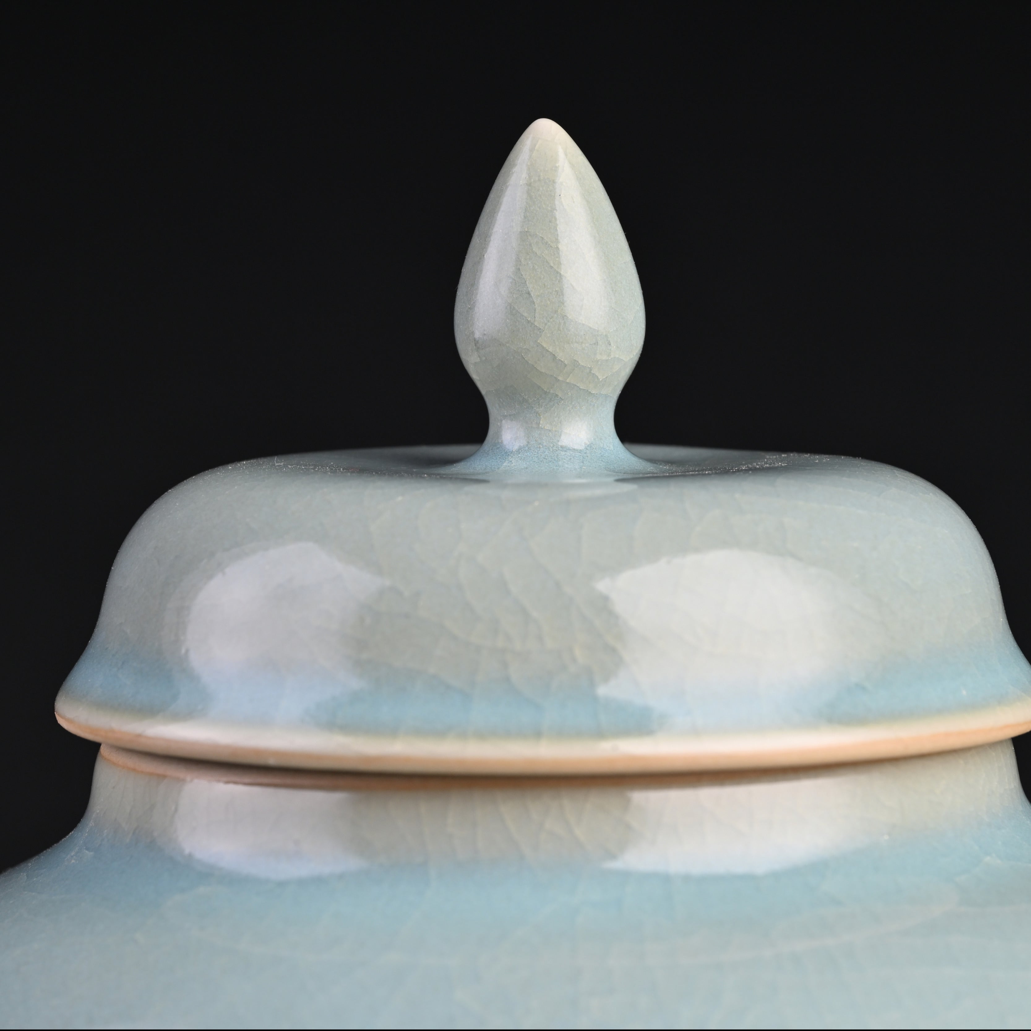 Natural Mineral Sky-Blue Glaze “Shogun” Jar