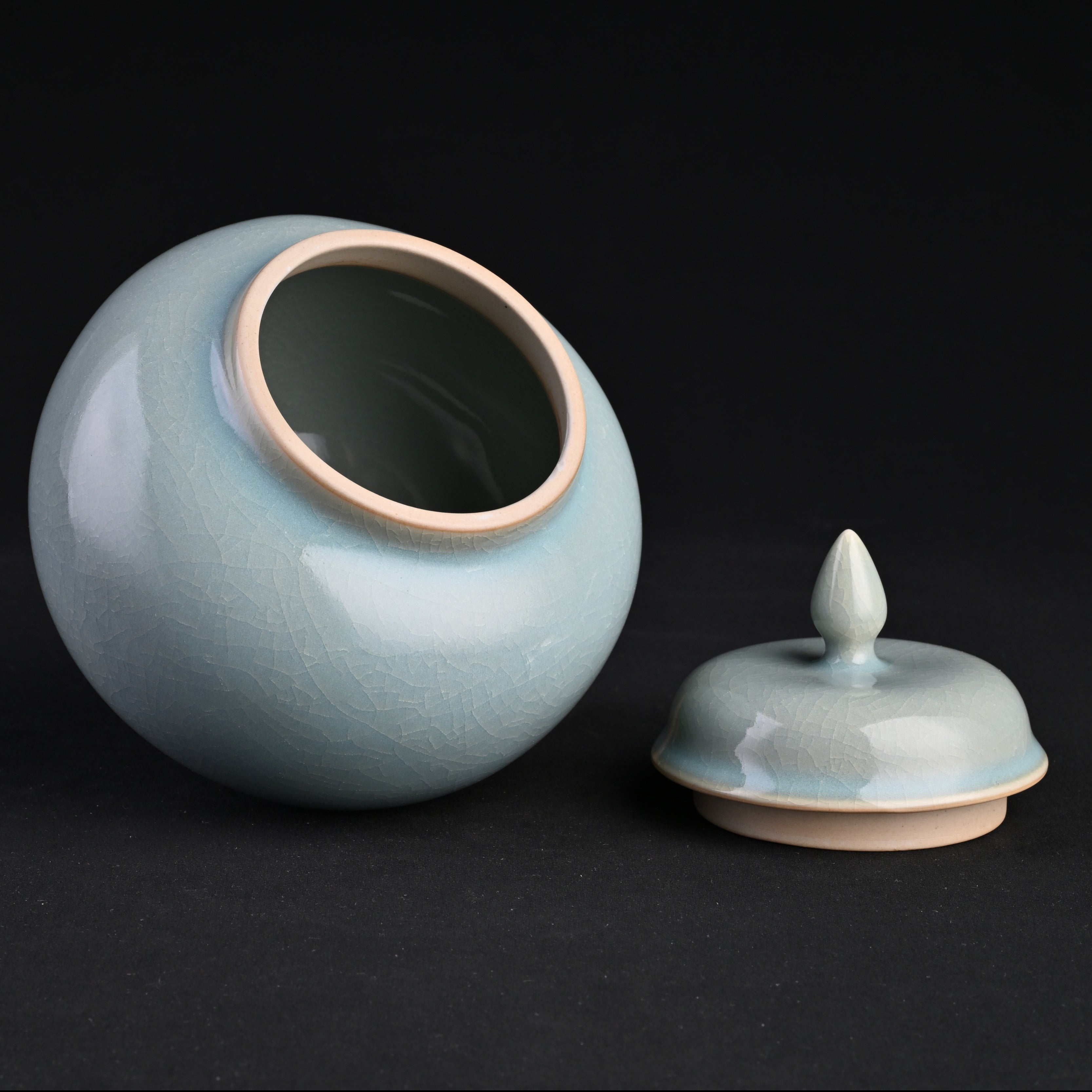 Natural Mineral Sky-Blue Glaze “Shogun” Jar