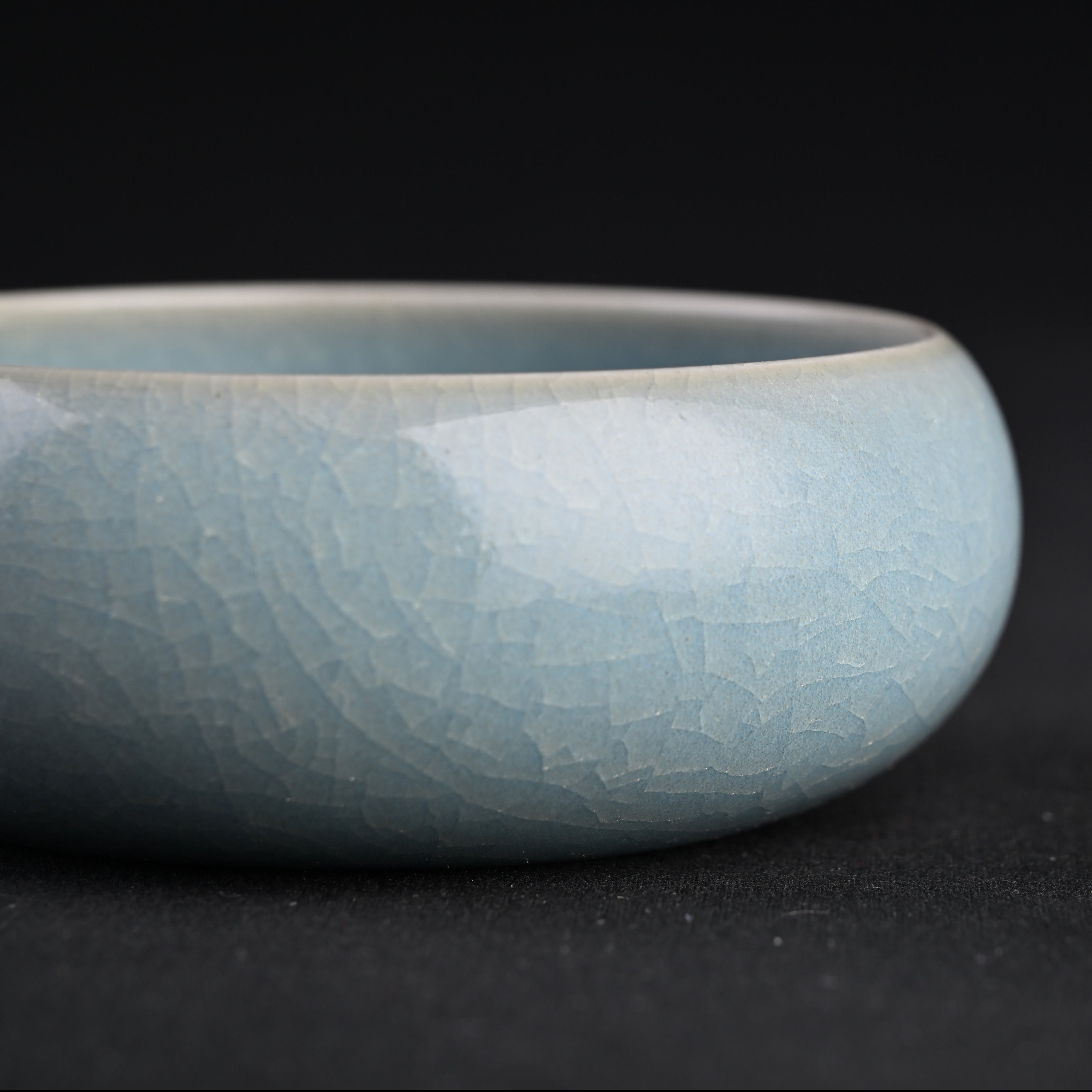 Natural Mineral Sky-Blue Glaze Fully Handmade Reclining Zen Cup