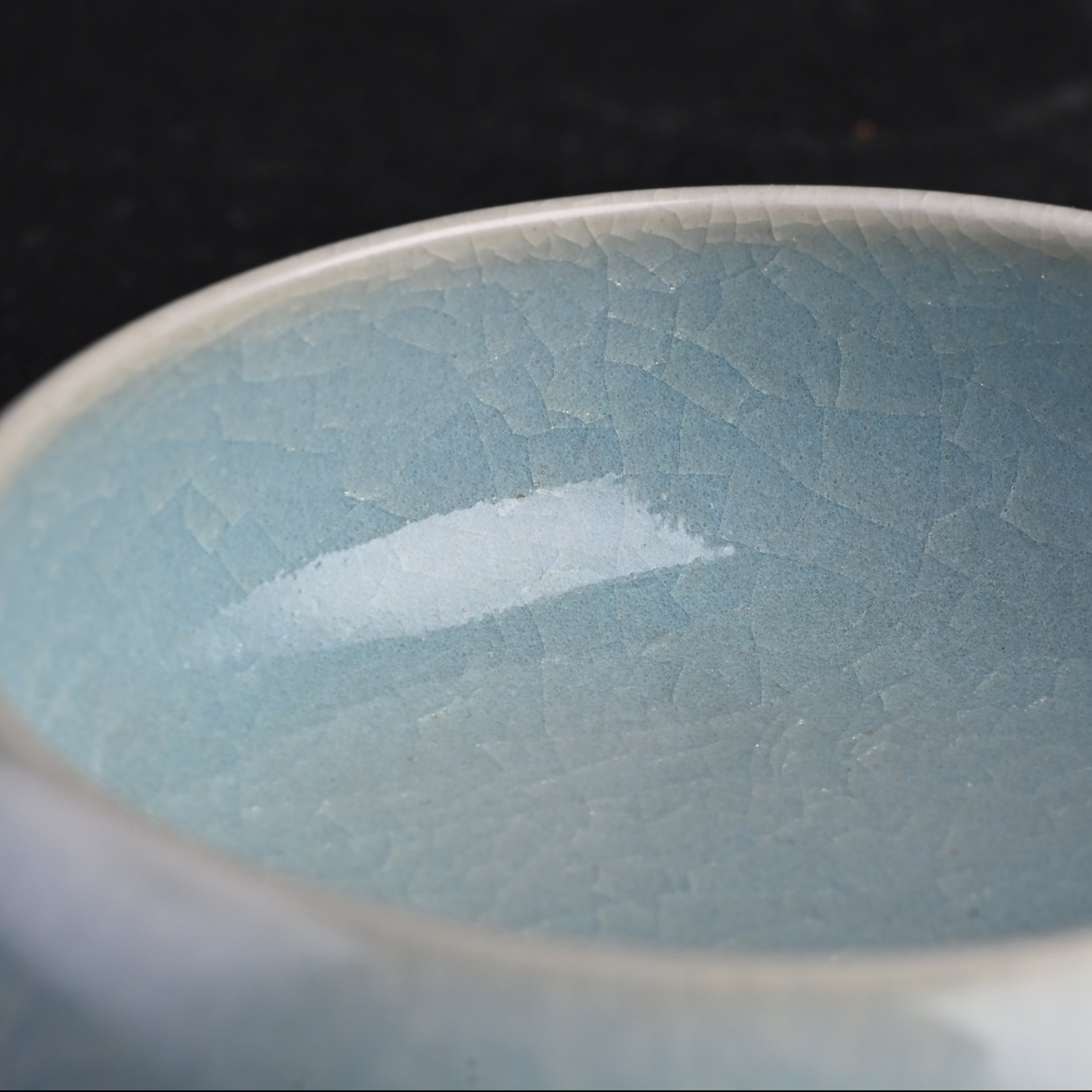 Natural Mineral Sky-Blue Glaze Fully Handmade Reclining Zen Cup