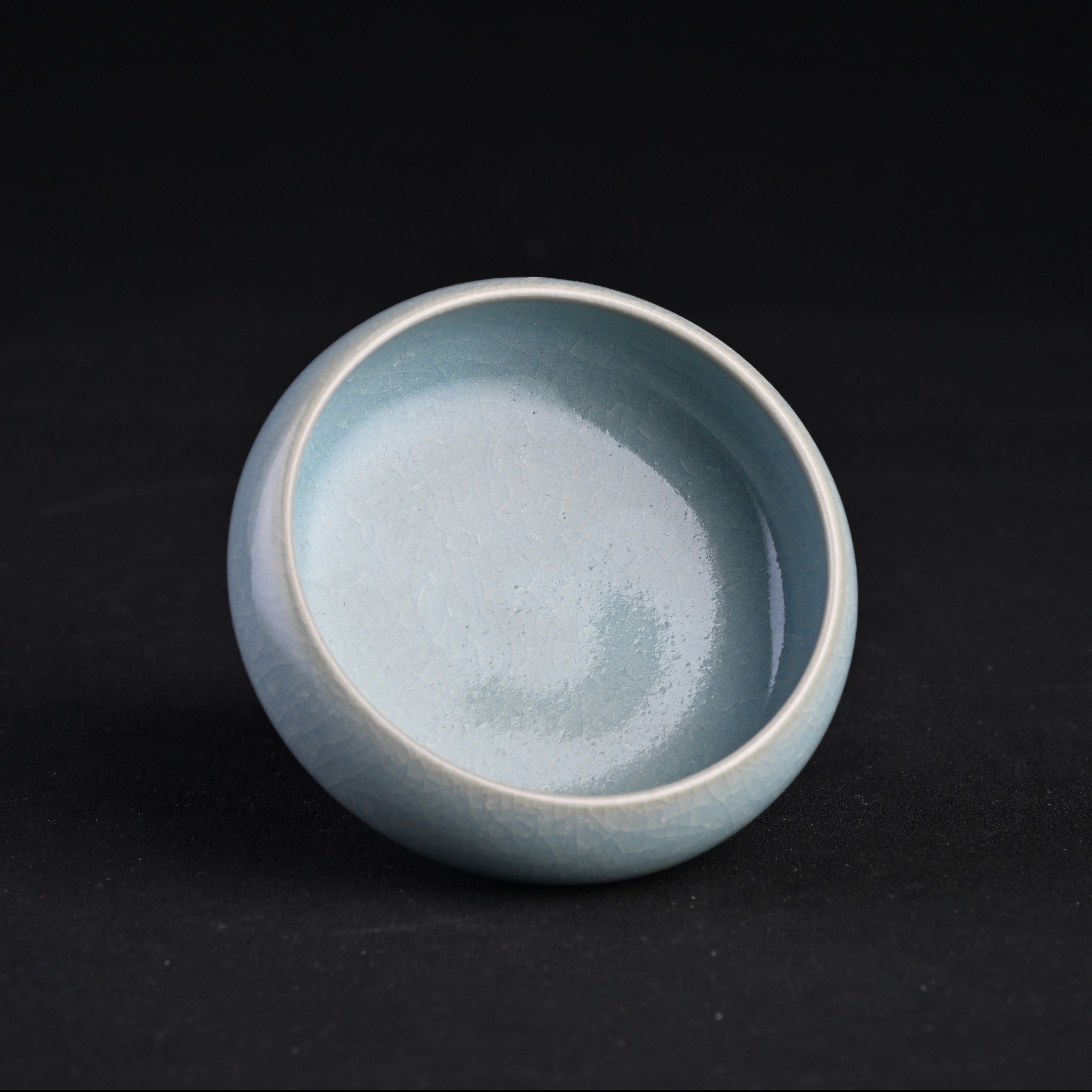 Natural Mineral Sky-Blue Glaze Fully Handmade Reclining Zen Cup