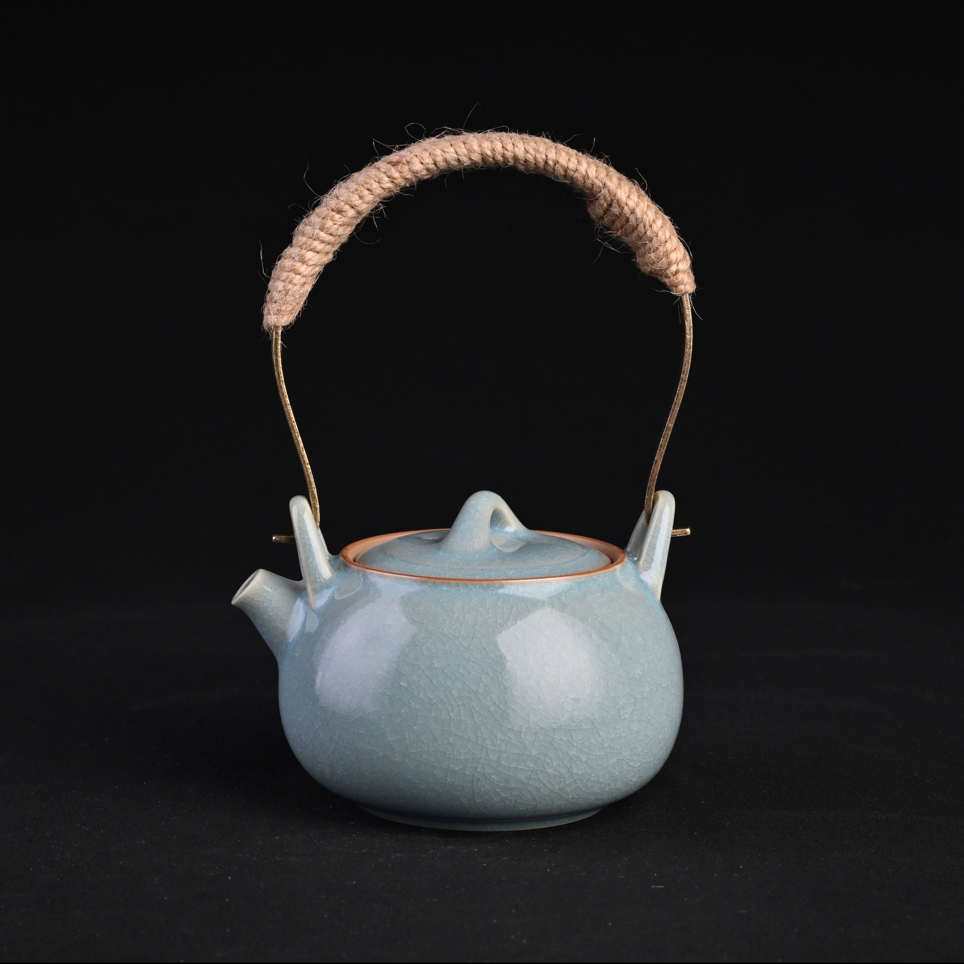 Natural Mineral Sky-Blue Glaze Handmade Teapot with Handle