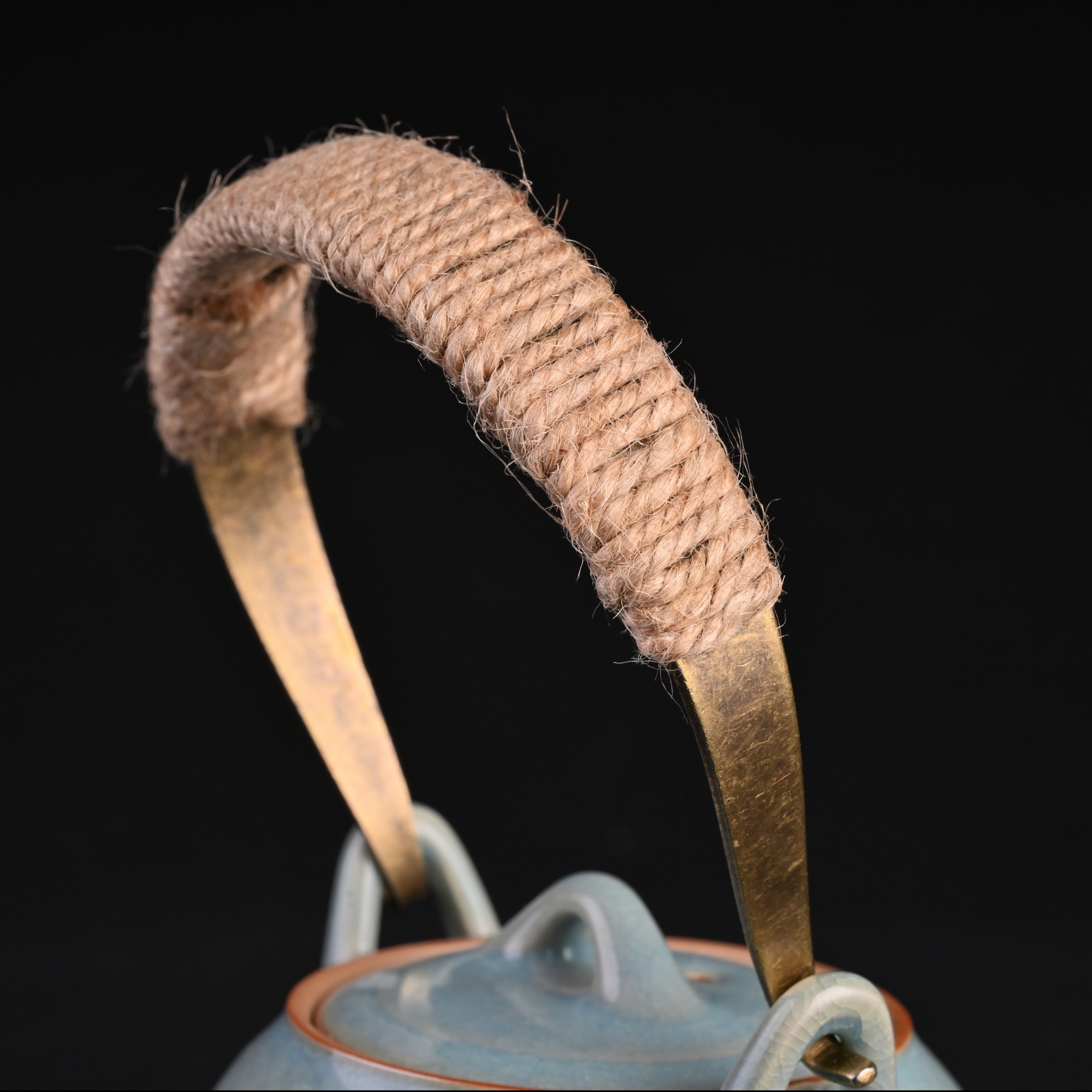 Natural Mineral Sky-Blue Glaze Handmade Teapot with Handle