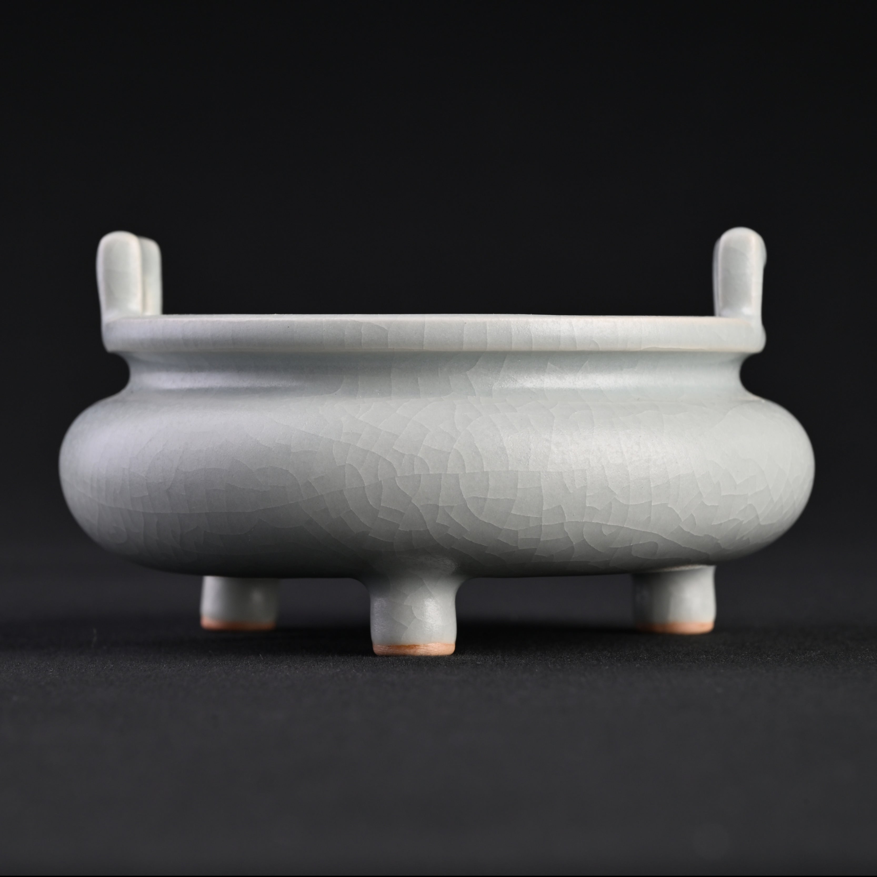 Re-fired Moon White Glaze Tripod Double-Handled Incense Burner