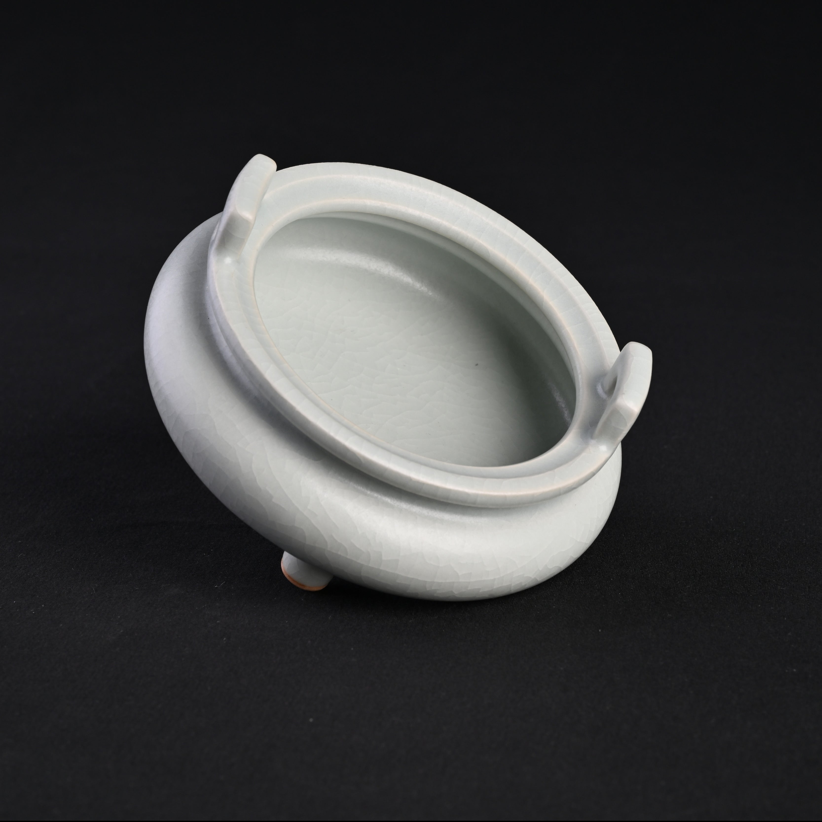 Re-fired Moon White Glaze Tripod Double-Handled Incense Burner