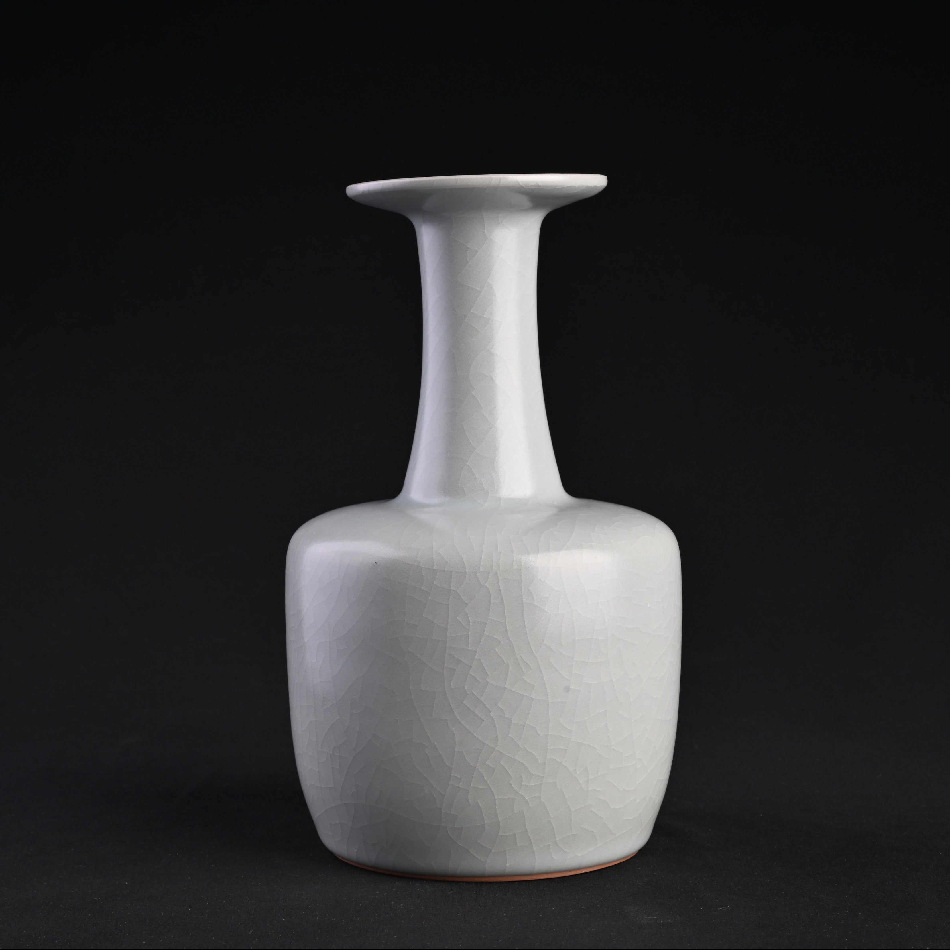Re-fired Moon White Glaze Wide-Mouthed Vase