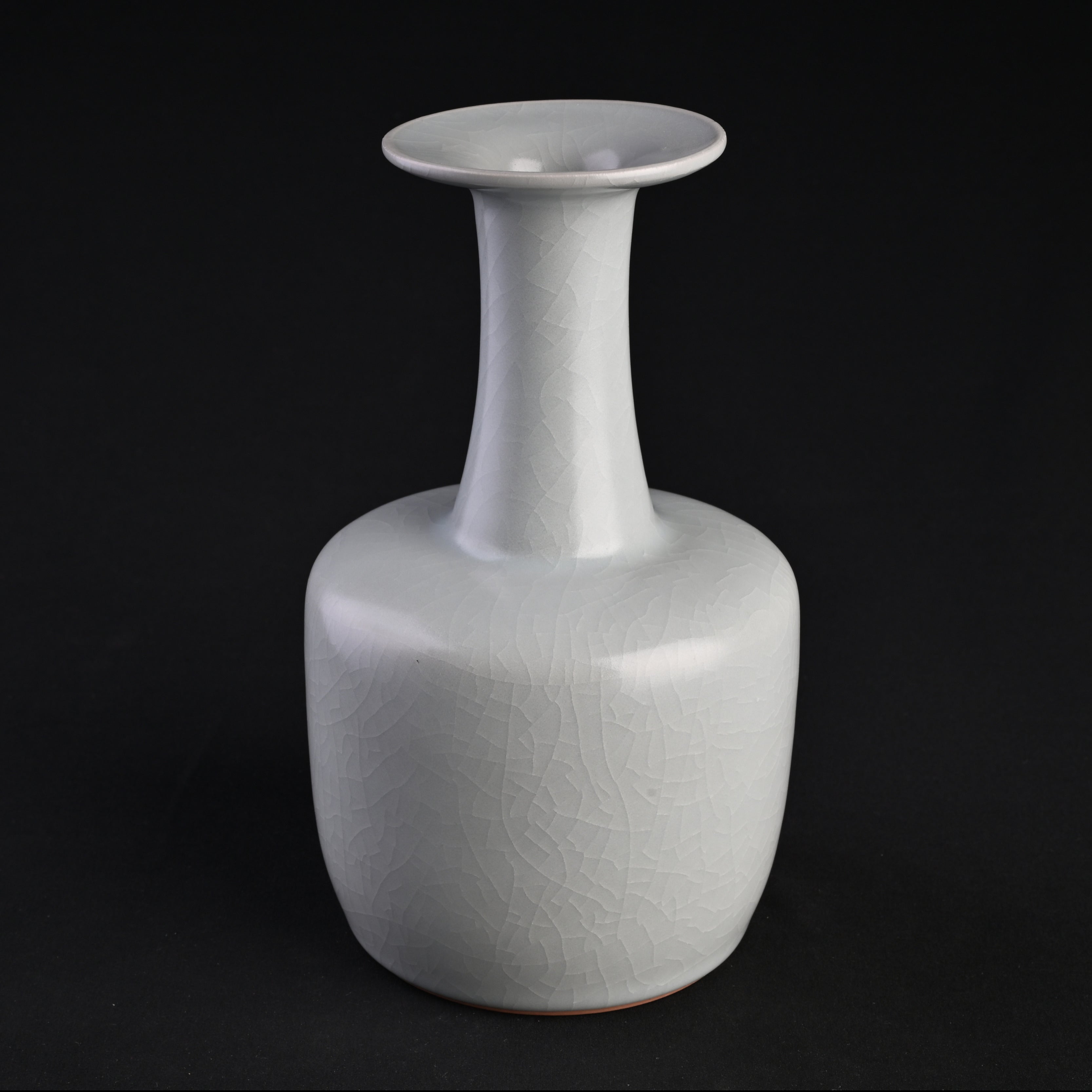 Re-fired Moon White Glaze Wide-Mouthed Vase