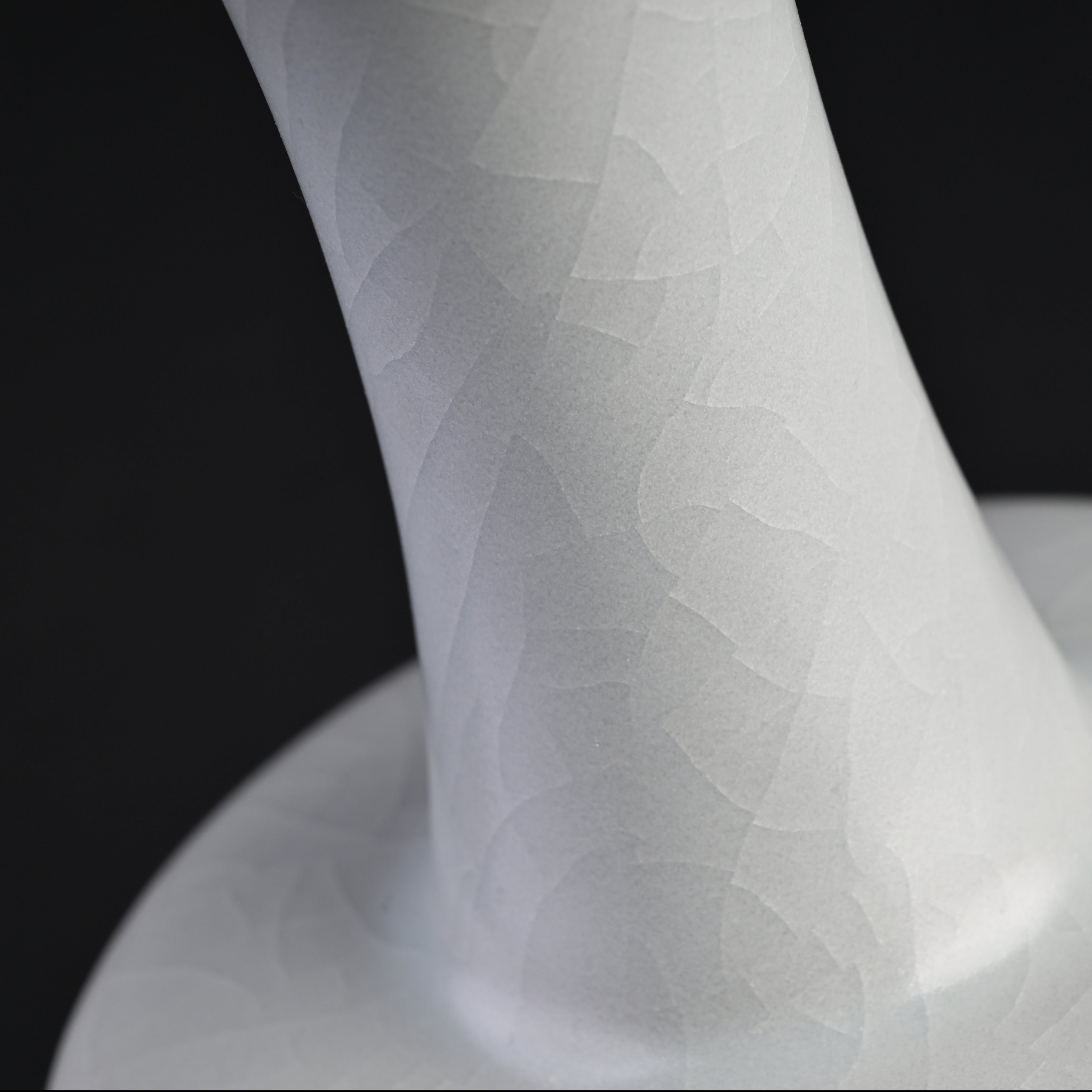 Re-fired Moon White Glaze Wide-Mouthed Vase