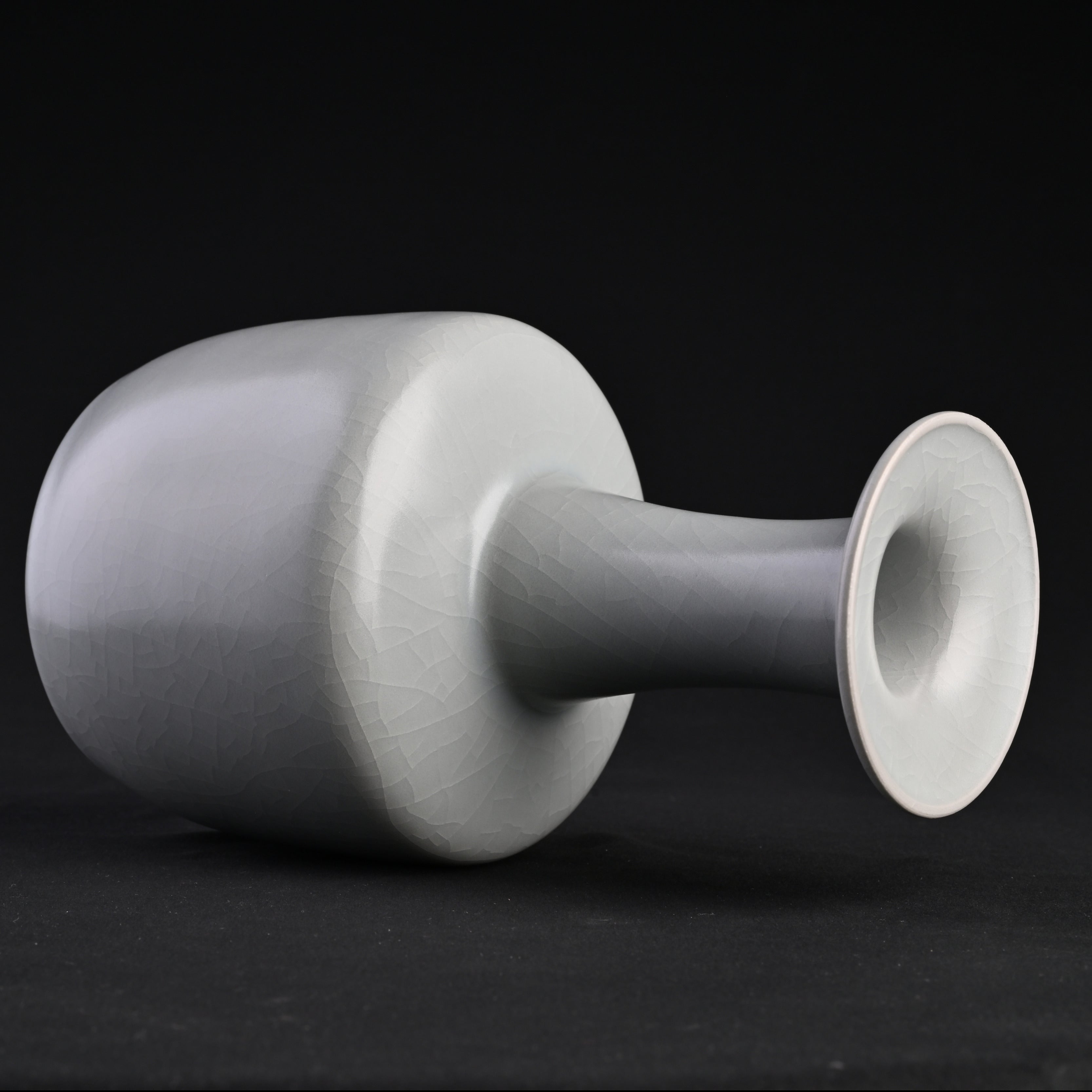 Re-fired Moon White Glaze Wide-Mouthed Vase