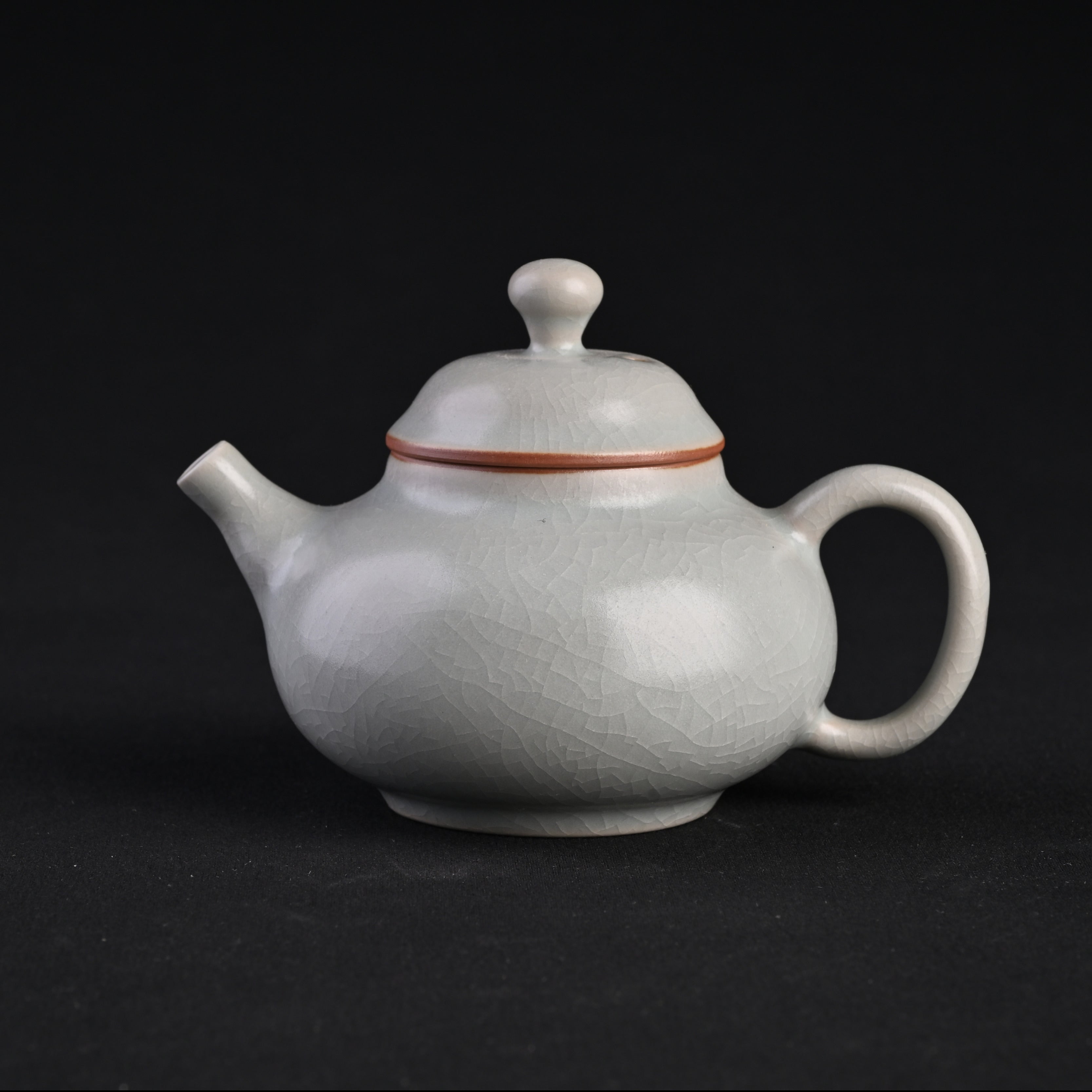 Re-fired Moon White Glaze Rongtian Teapot