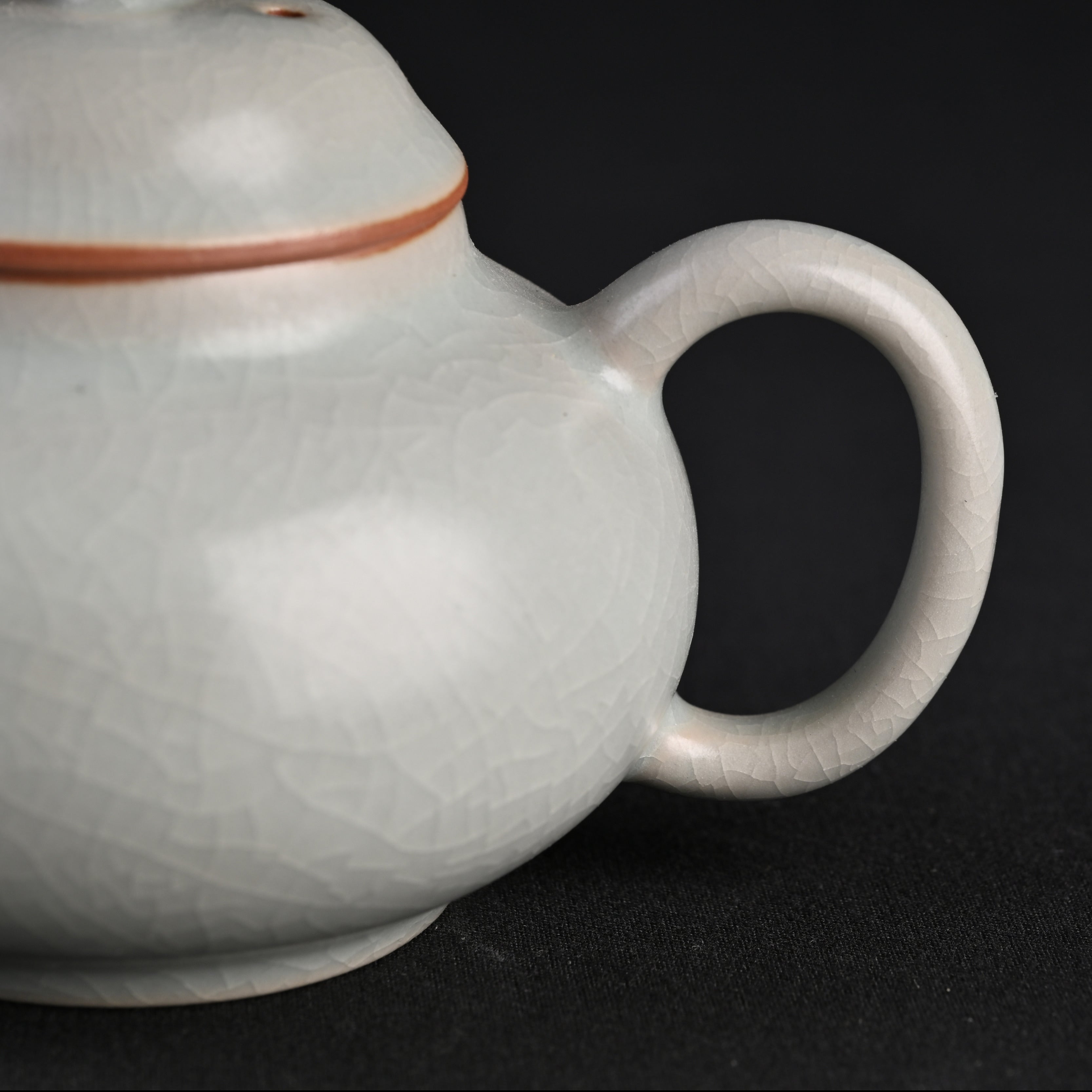 Re-fired Moon White Glaze Rongtian Teapot