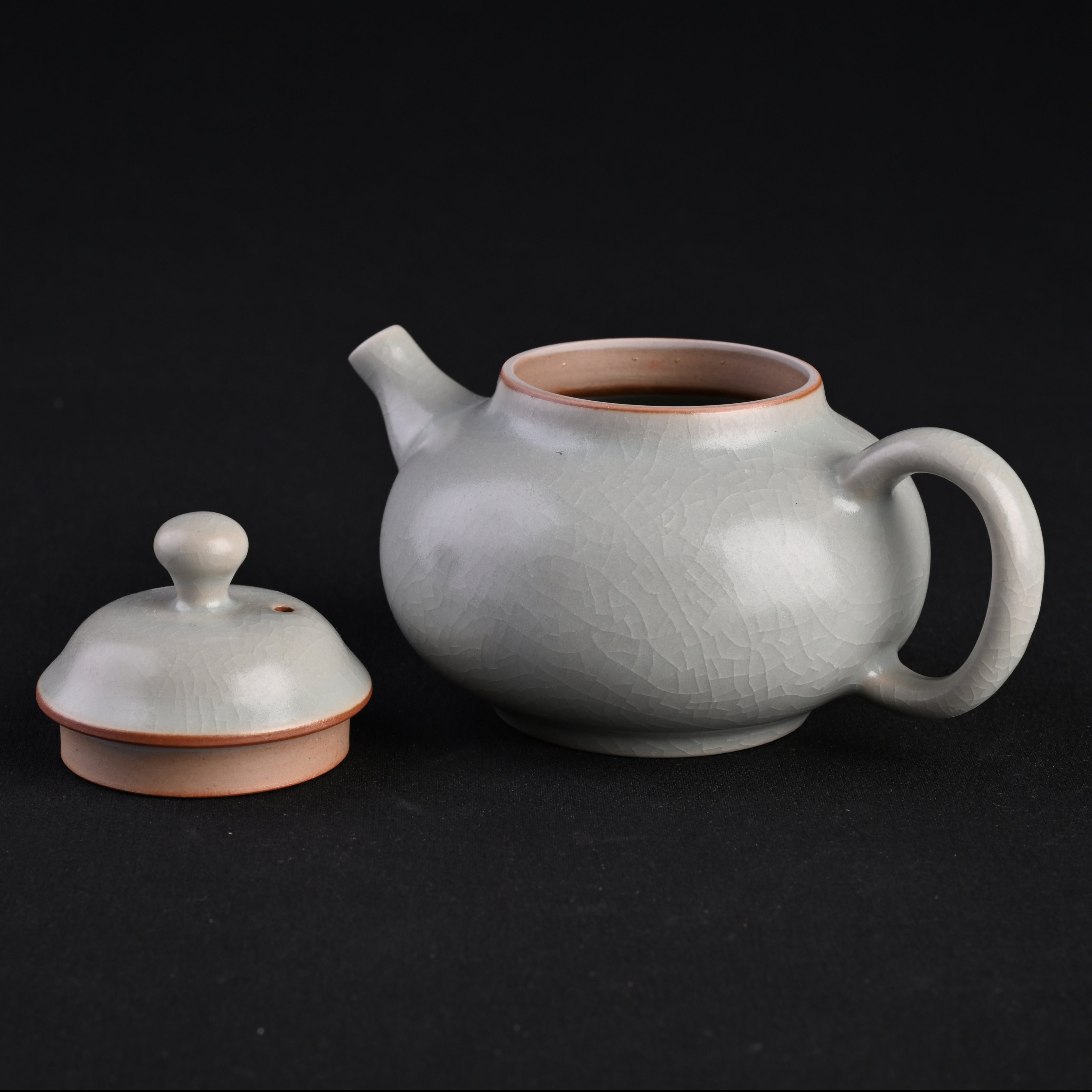 Re-fired Moon White Glaze Rongtian Teapot