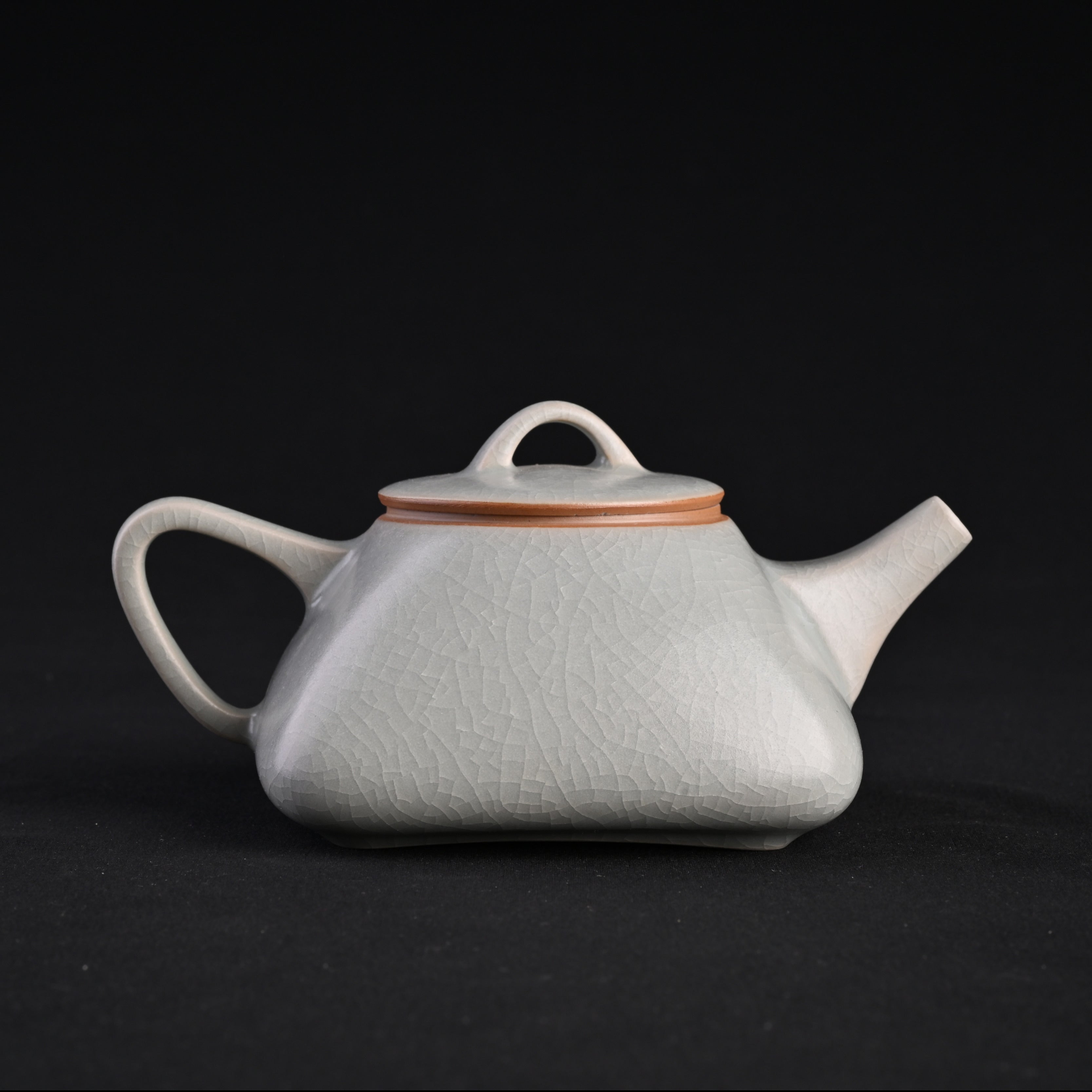 Re-fired Moon White Glaze Tiandao Teapot
