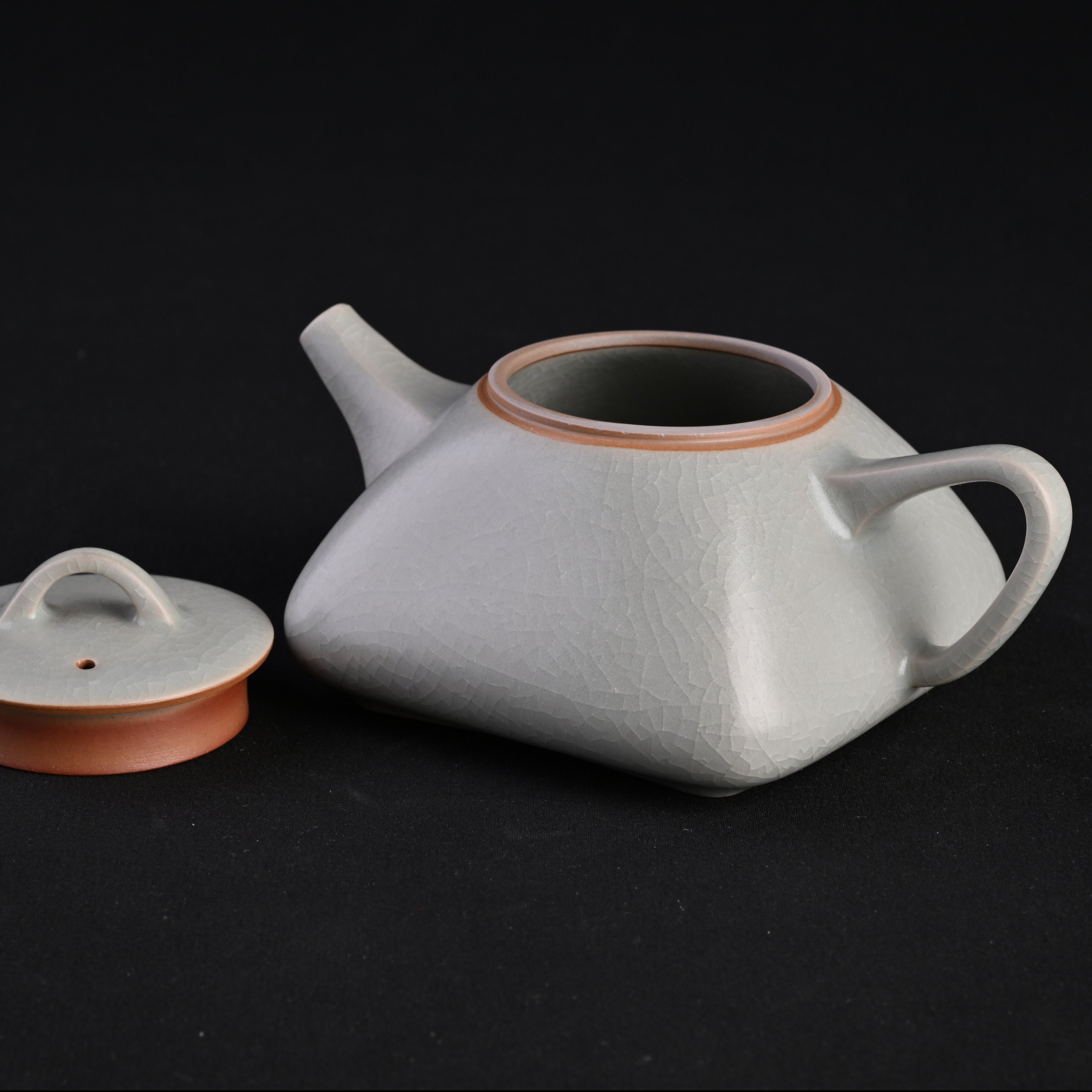 Re-fired Moon White Glaze Tiandao Teapot