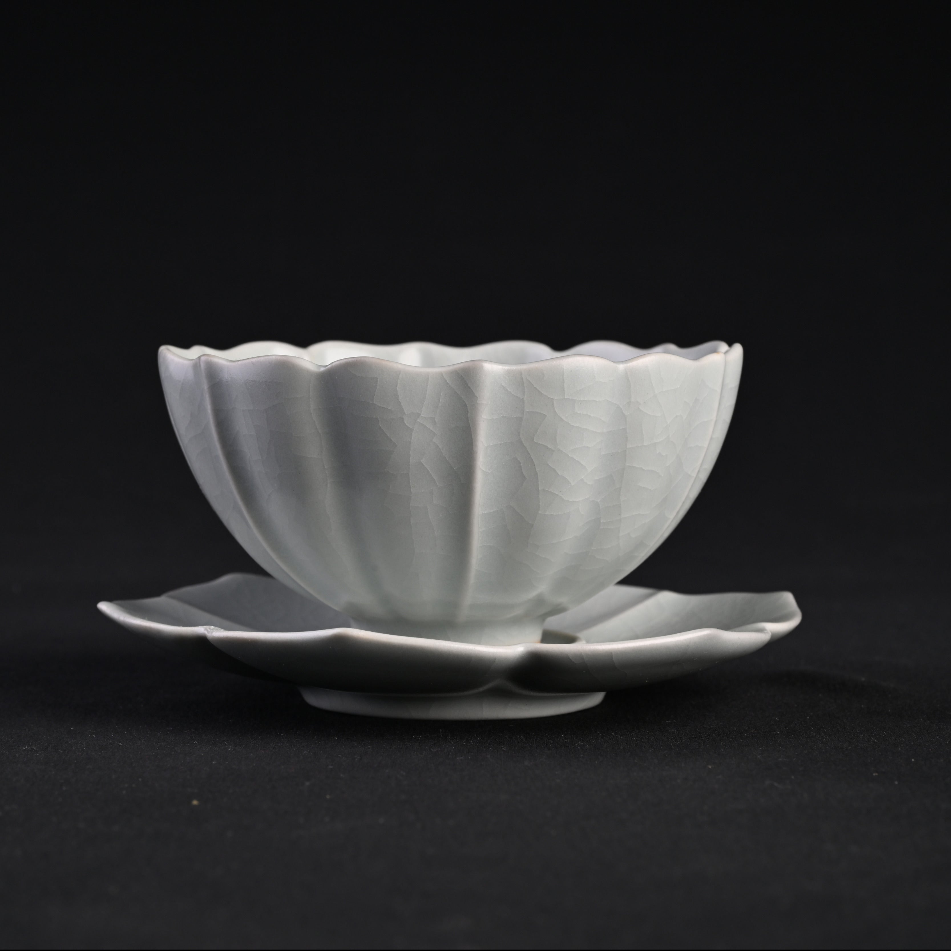 Re-fired Moon White Glaze Lotus Tea Bowl