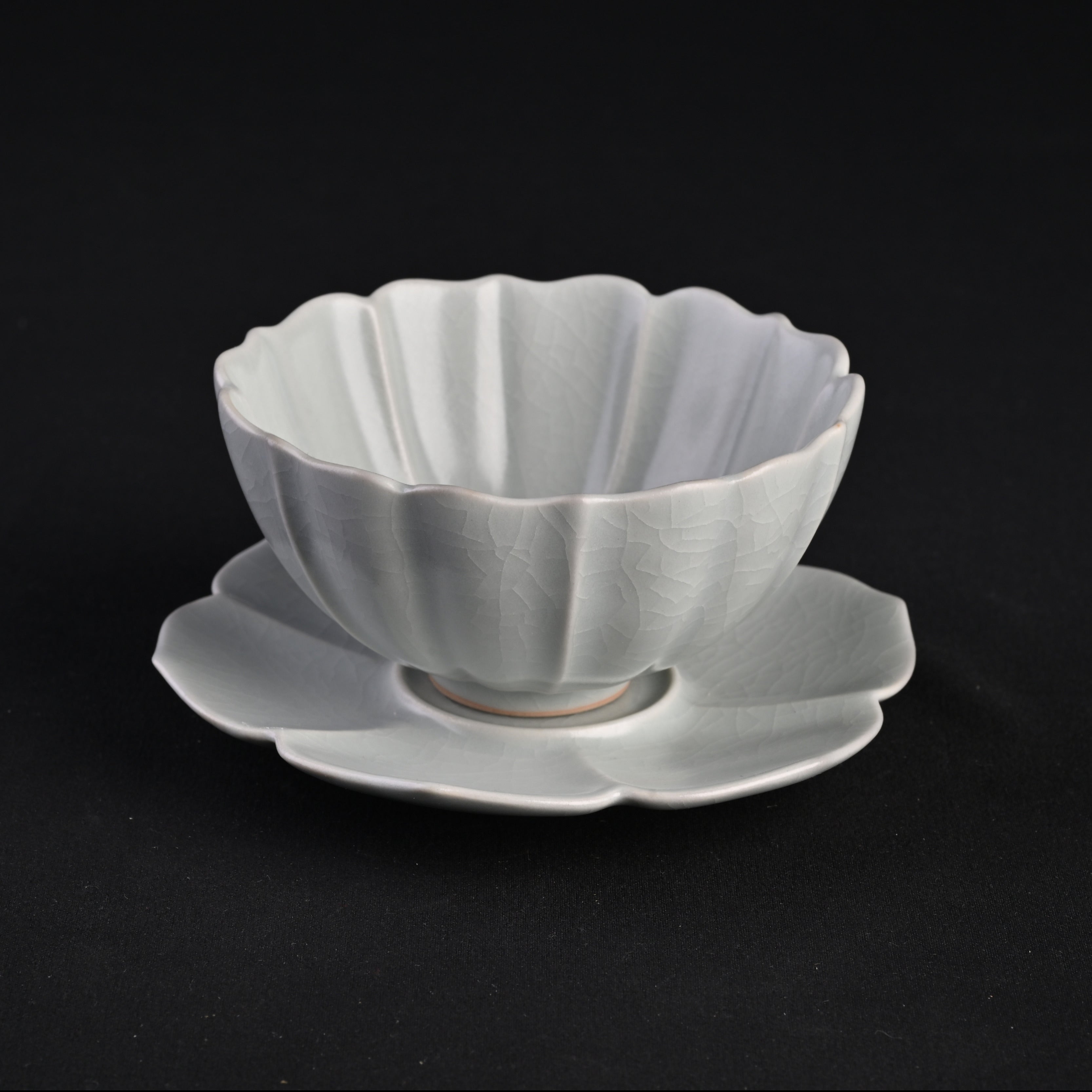 Re-fired Moon White Glaze Lotus Tea Bowl