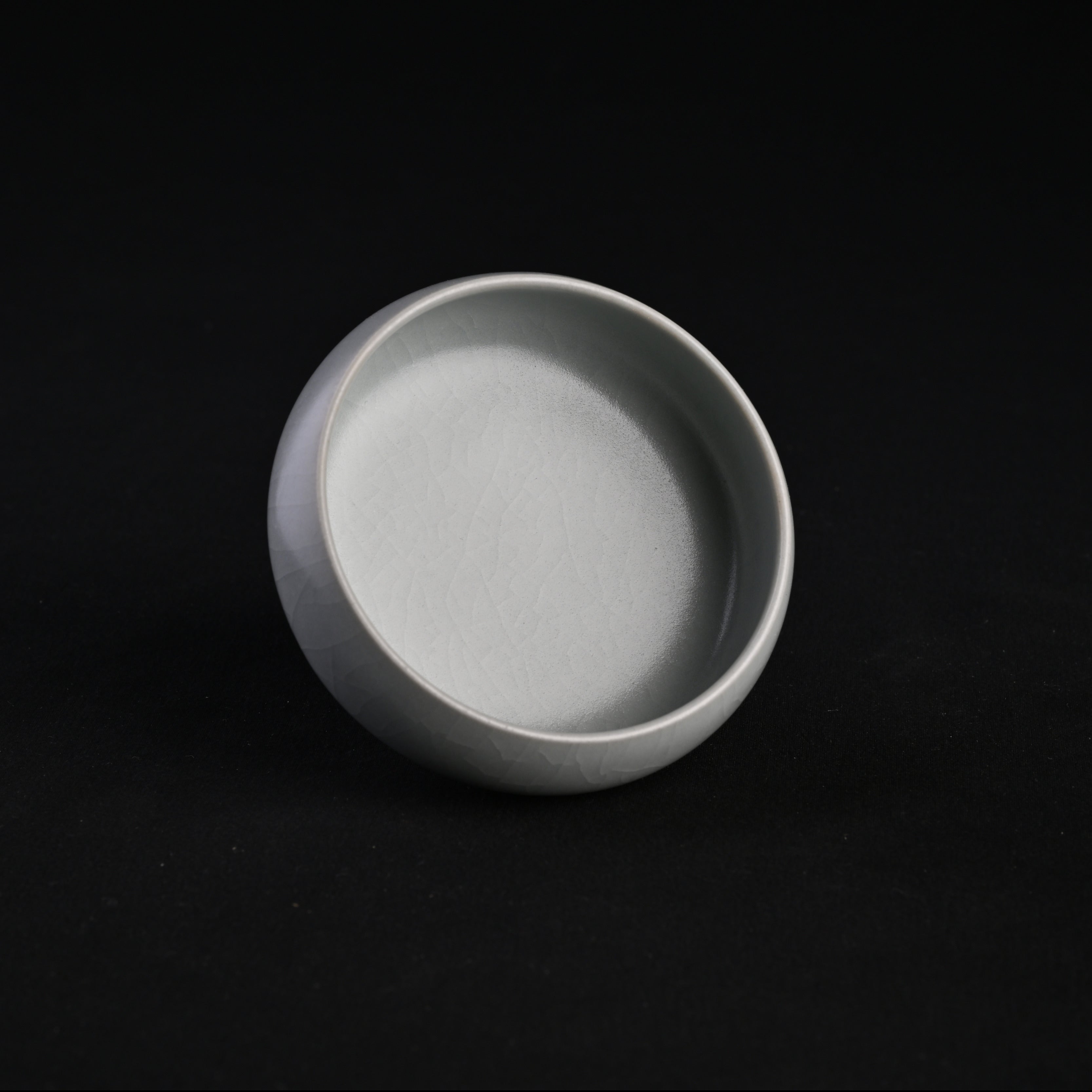 Re-fired Moon White Glaze Reclining Zen Cup