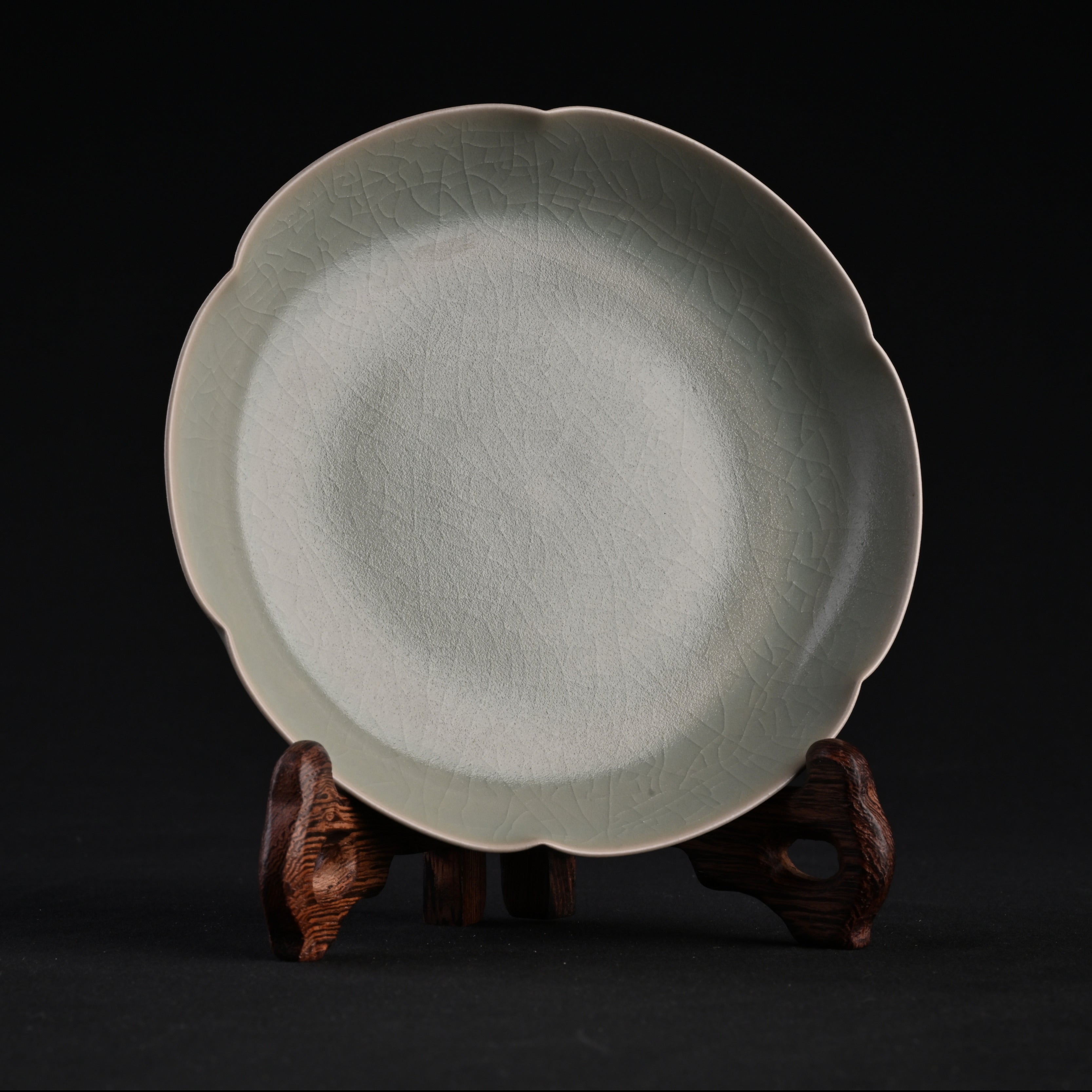 Refired Official Blue Glaze Sunflower-Rim Wash Basin