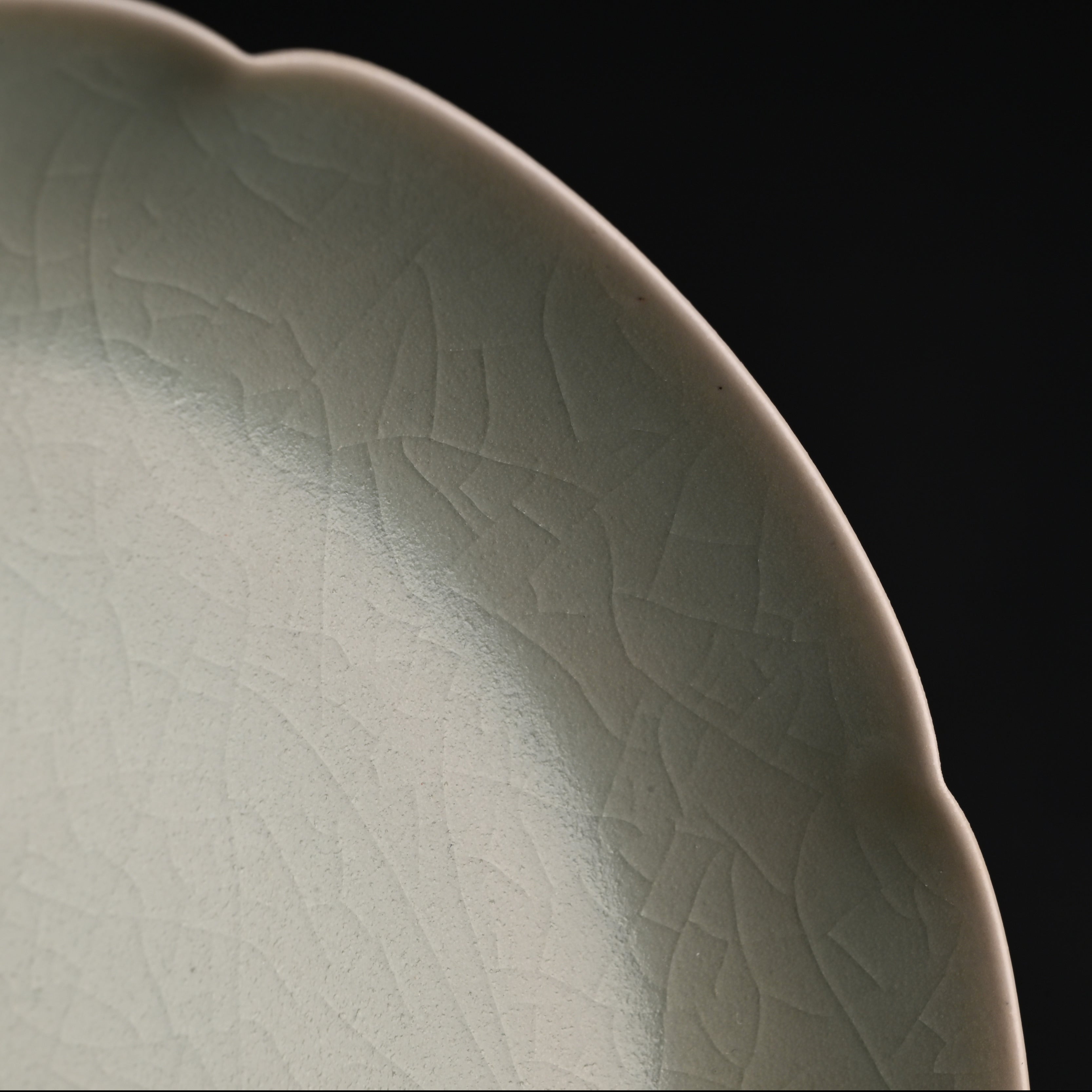 Refired Official Blue Glaze Sunflower-Rim Wash Basin