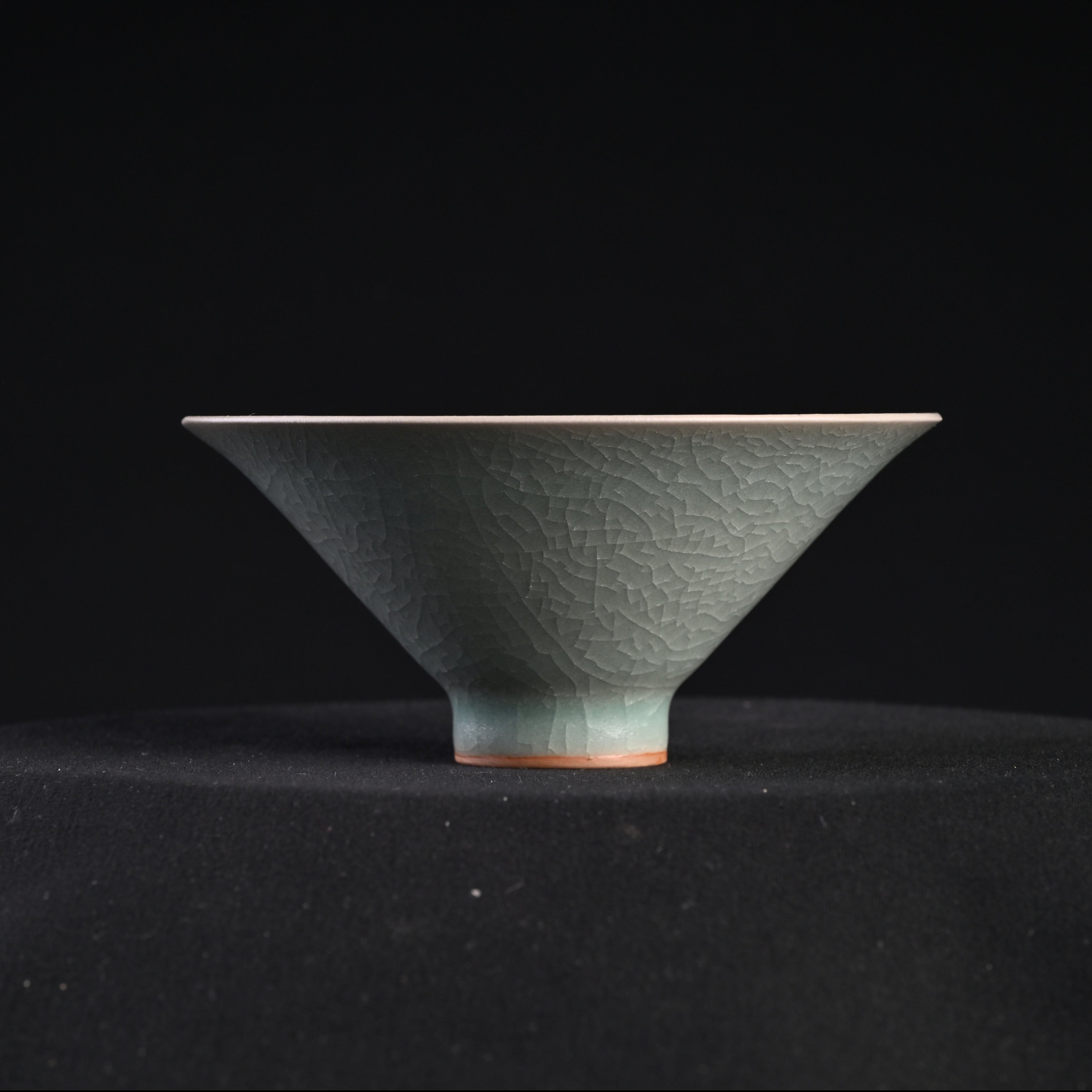 Re-fired Guan Kiln Celadon “Tokkasa” Cup