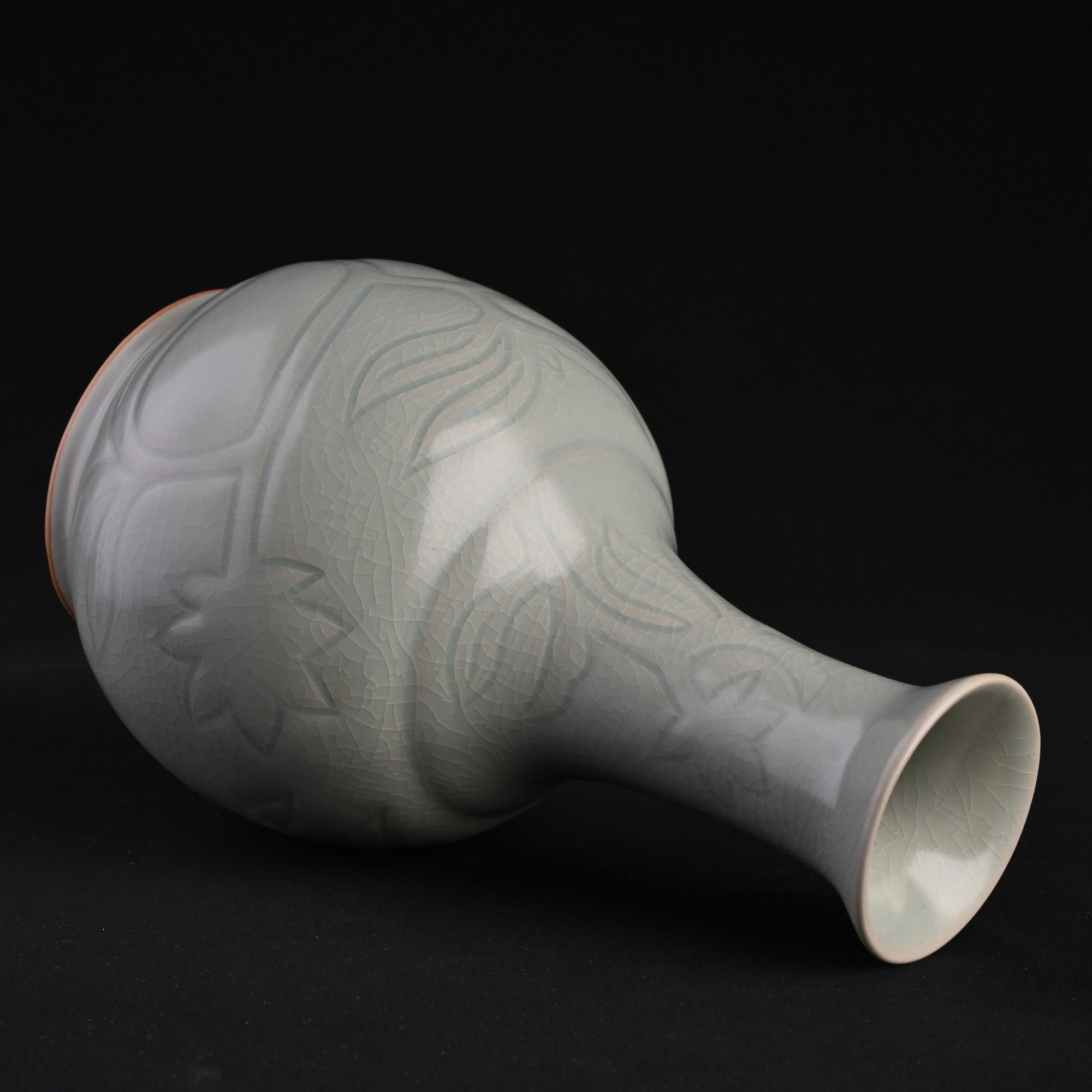 Natural Mineral Powder Blue Glaze Carved Goose-Neck Vase