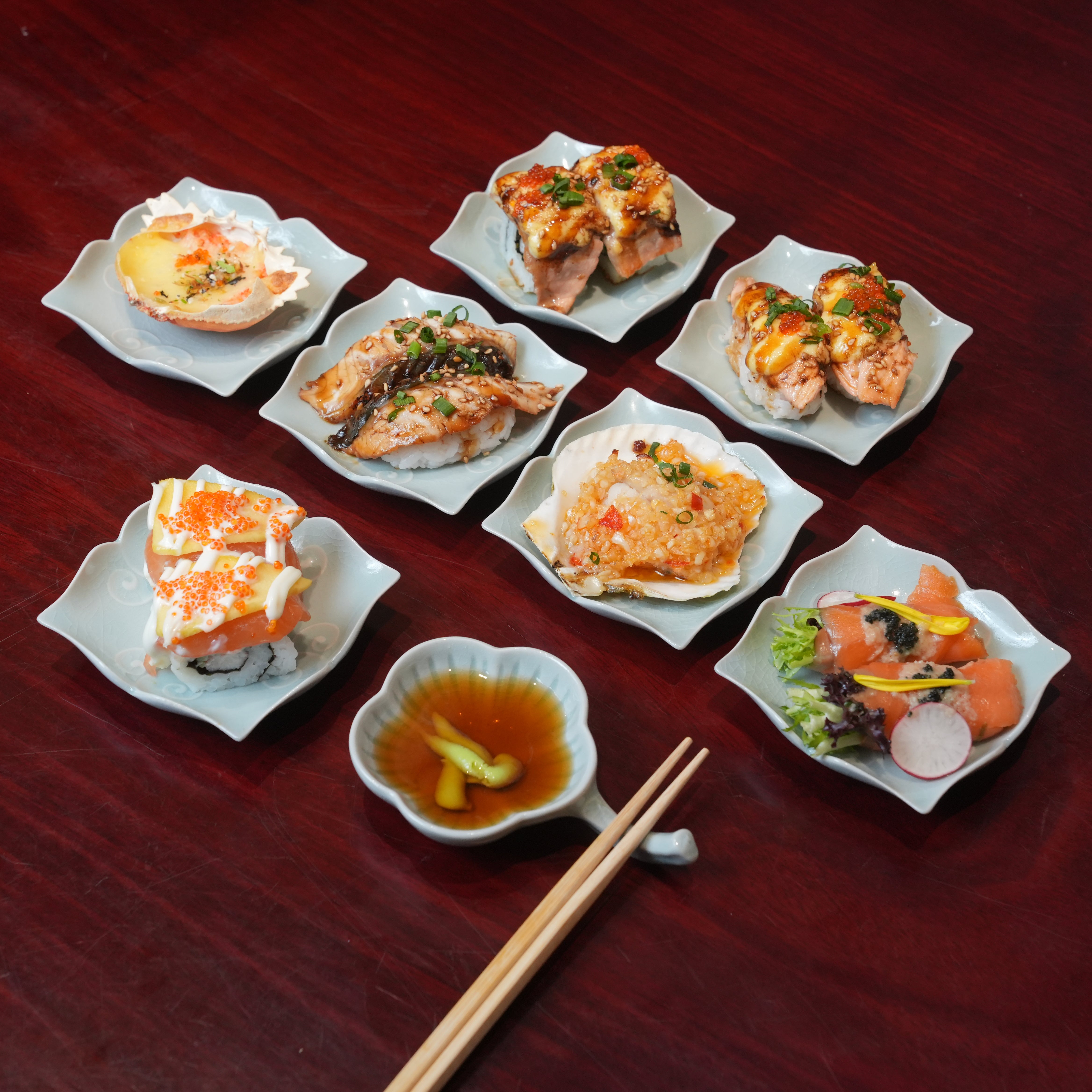 天然鉱物 青緑釉 蓮の葉小皿